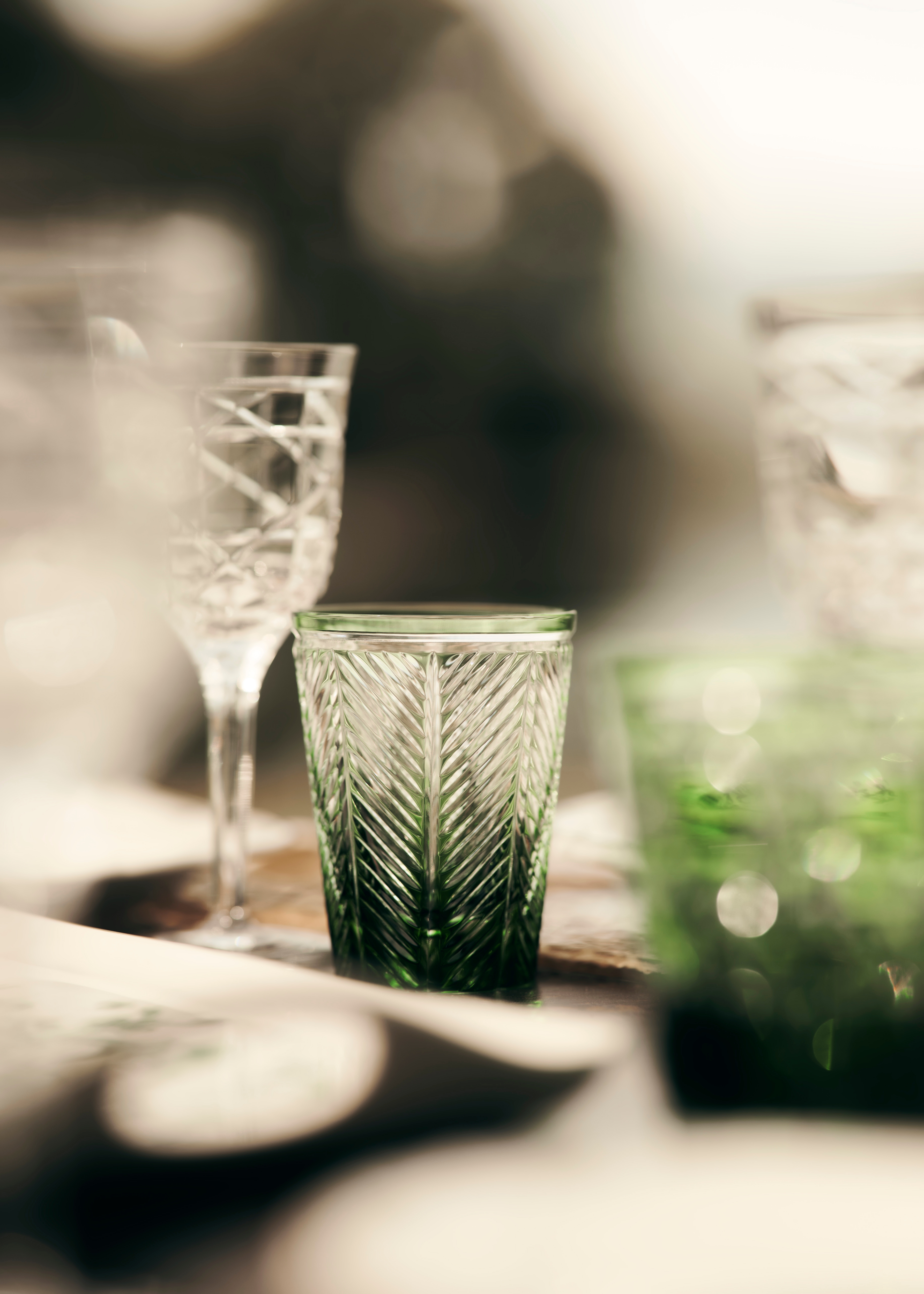 look_image_alt_prefix 玻璃水杯 綠色人字紋 E04