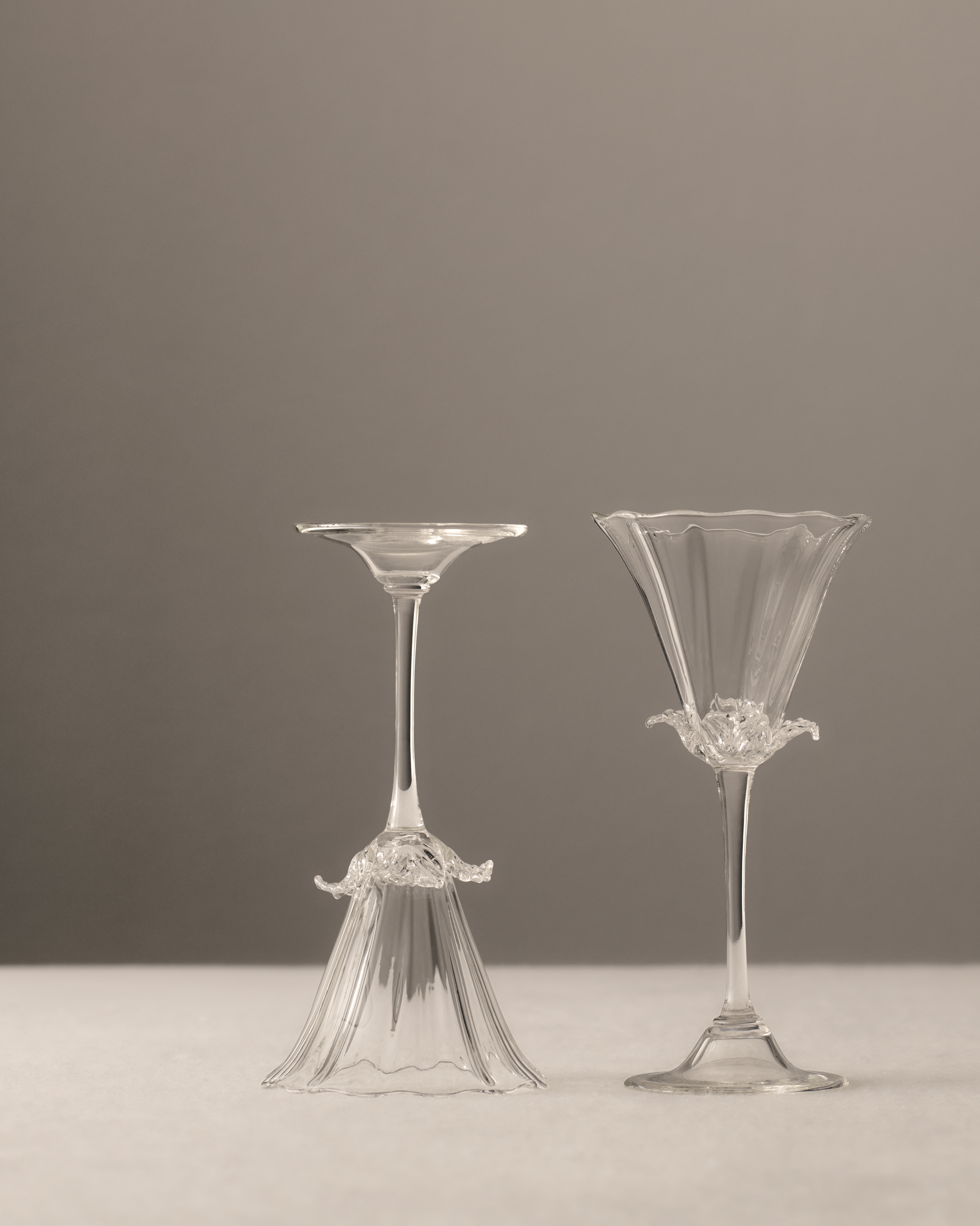 Look Wine Glass Transparent Flower-Shaped Crystalline E06