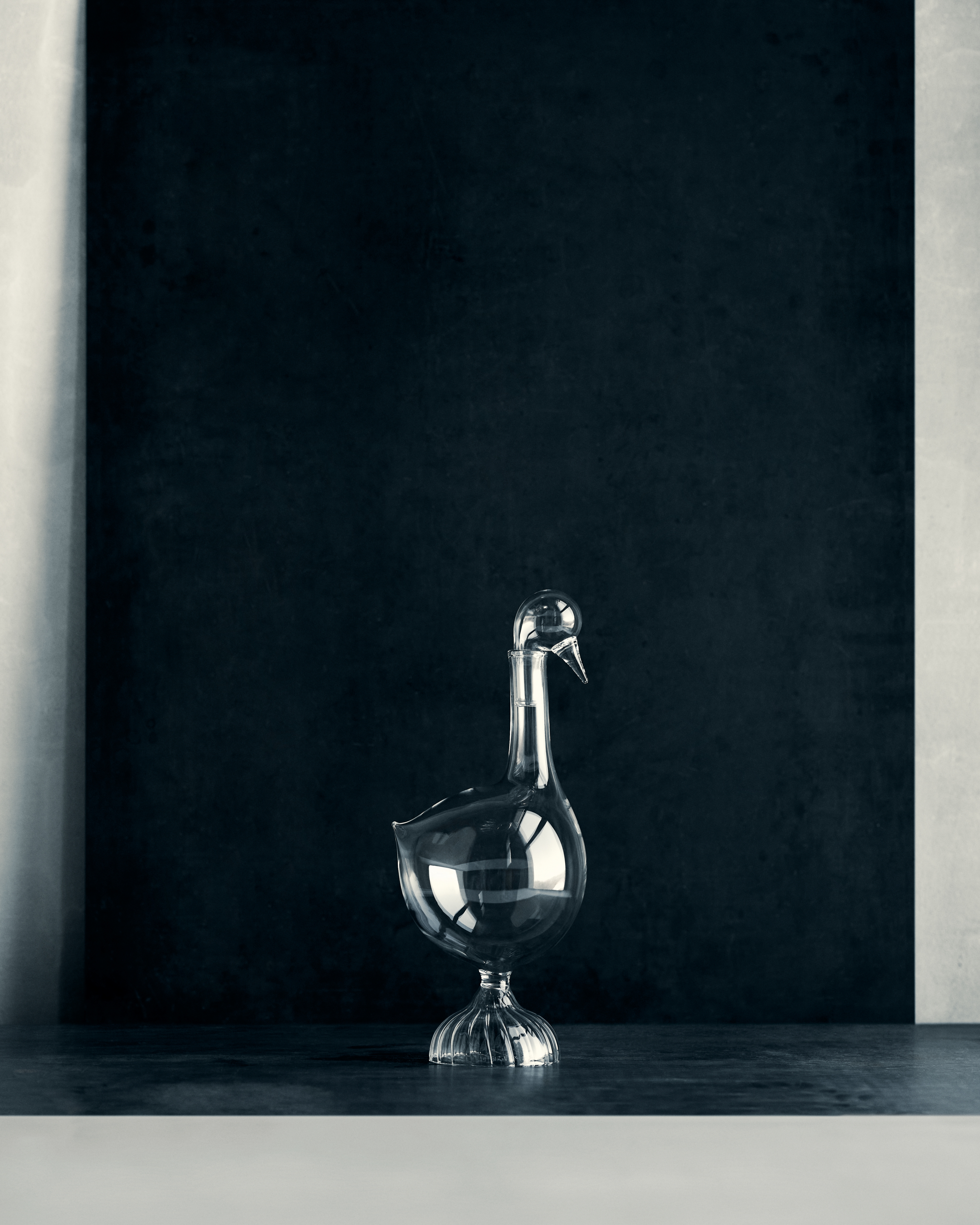 Look Carafe Sam Baron pour Dior Maison, verre soufflé bouche incolore E06