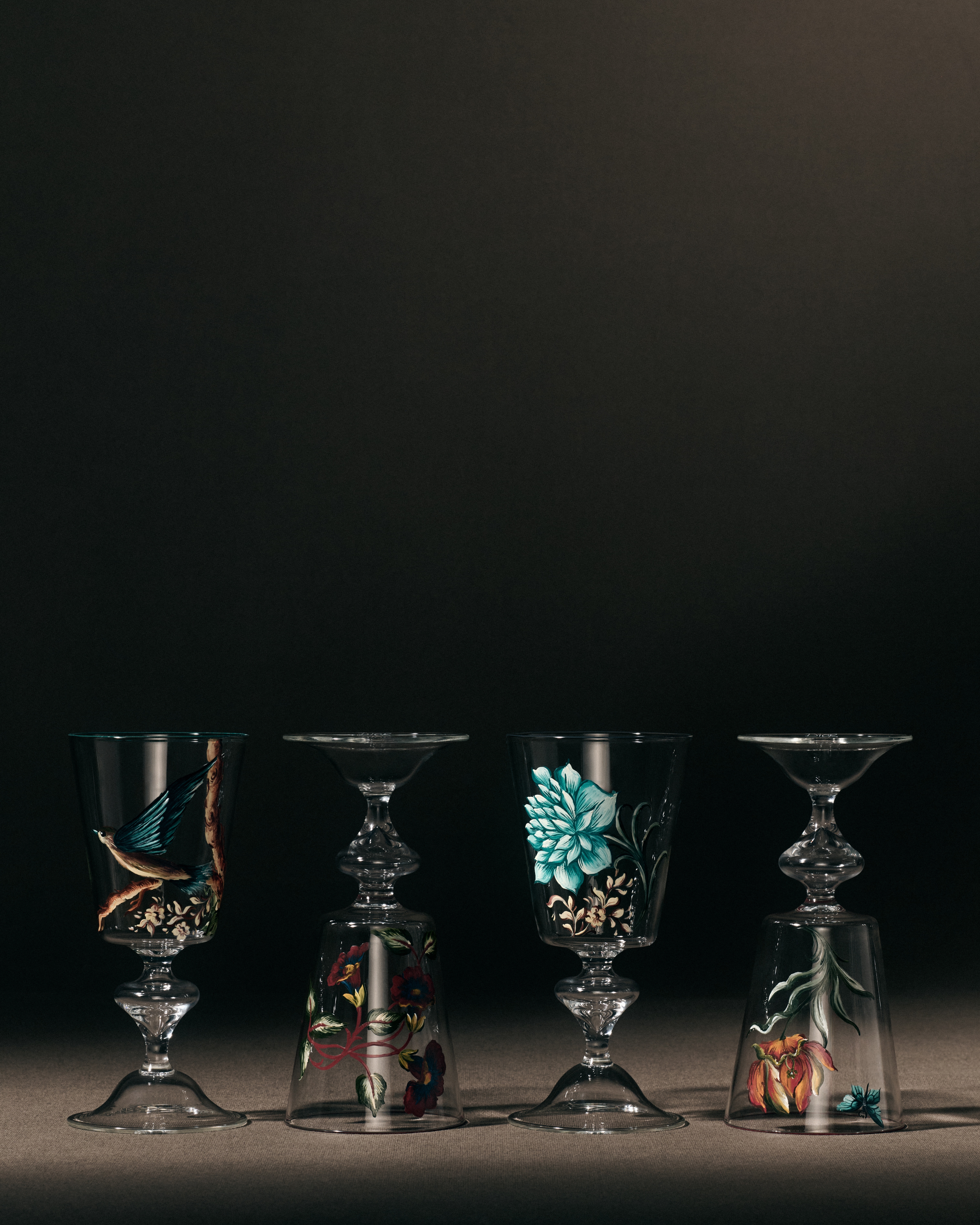 Wine Glass Glass with Multicolor Bird Motif E11