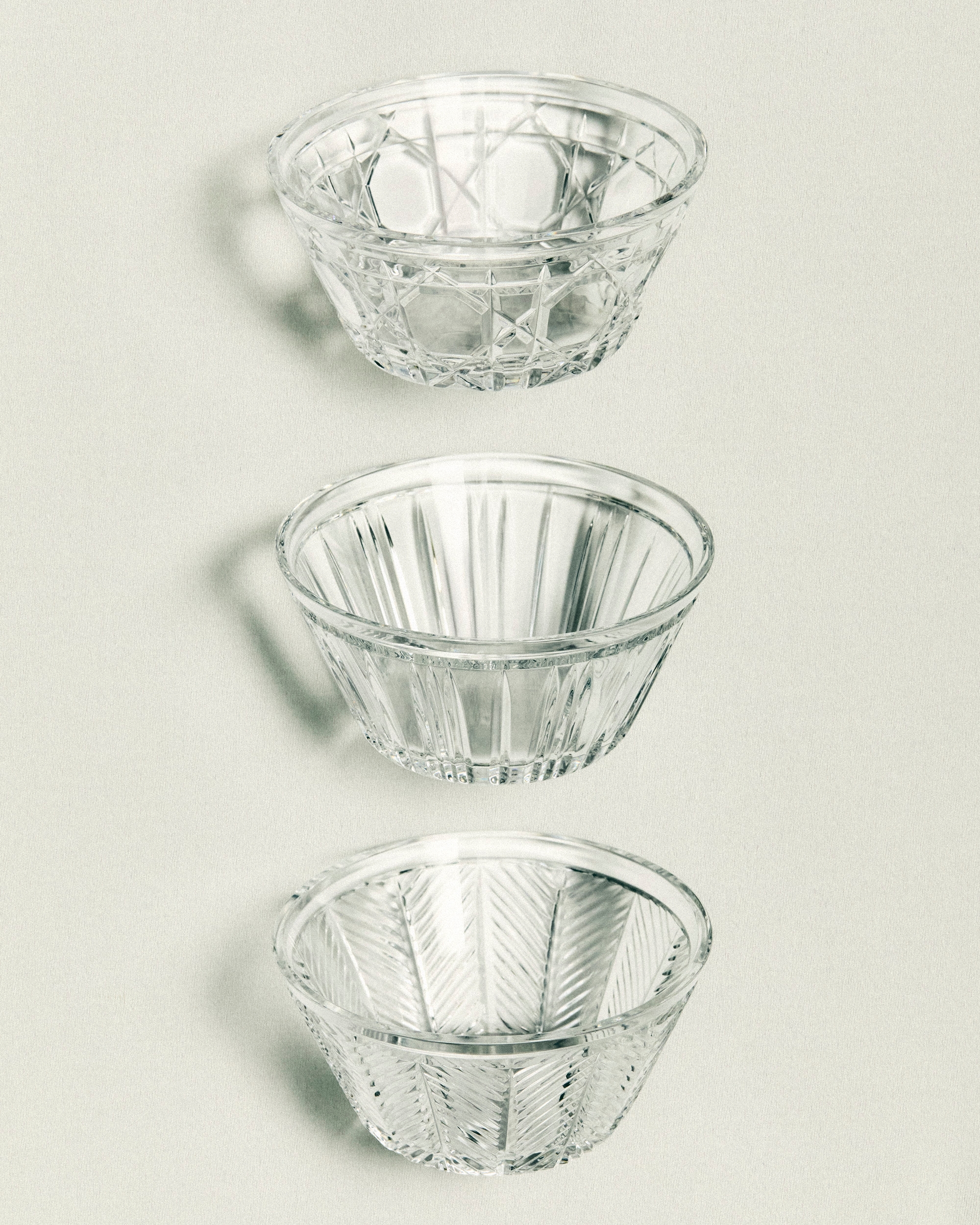 Set of Three Ice Cream Bowls Crystal with Cannage, Chevron and Stripe Motifs E01