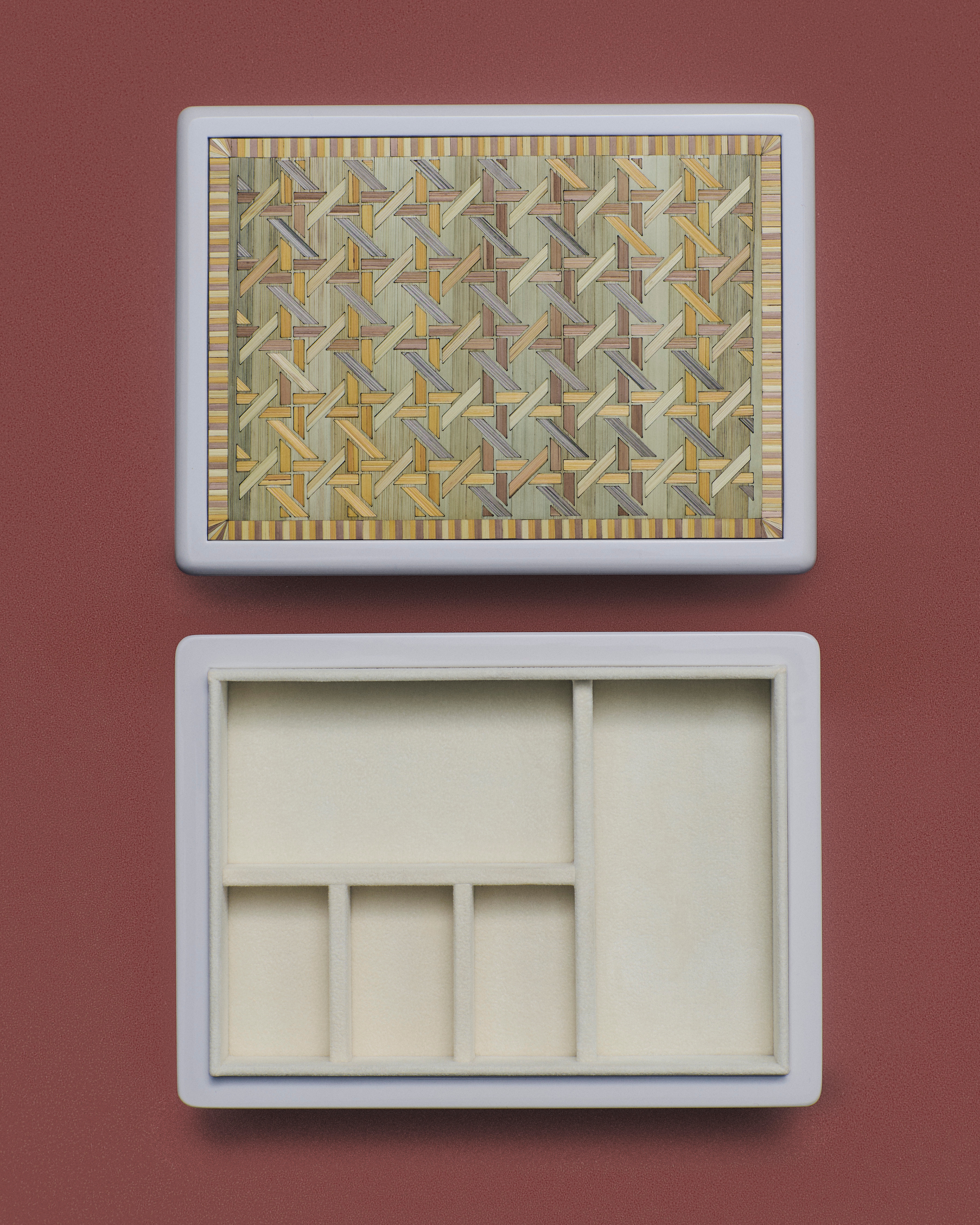 Boîte à bijoux Bois laqué et marqueterie de paille à motif Cannage Tartan blancs E05