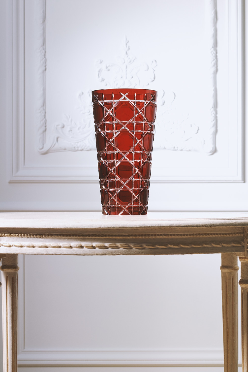 Conical Vase Red Crystal with Cannage Motif E07