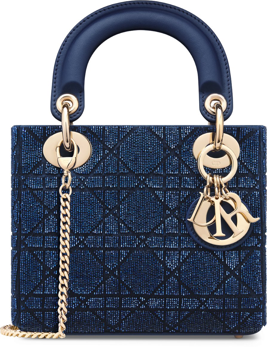 Mini Lady Dior Bag aria_woman_viewcode_e01