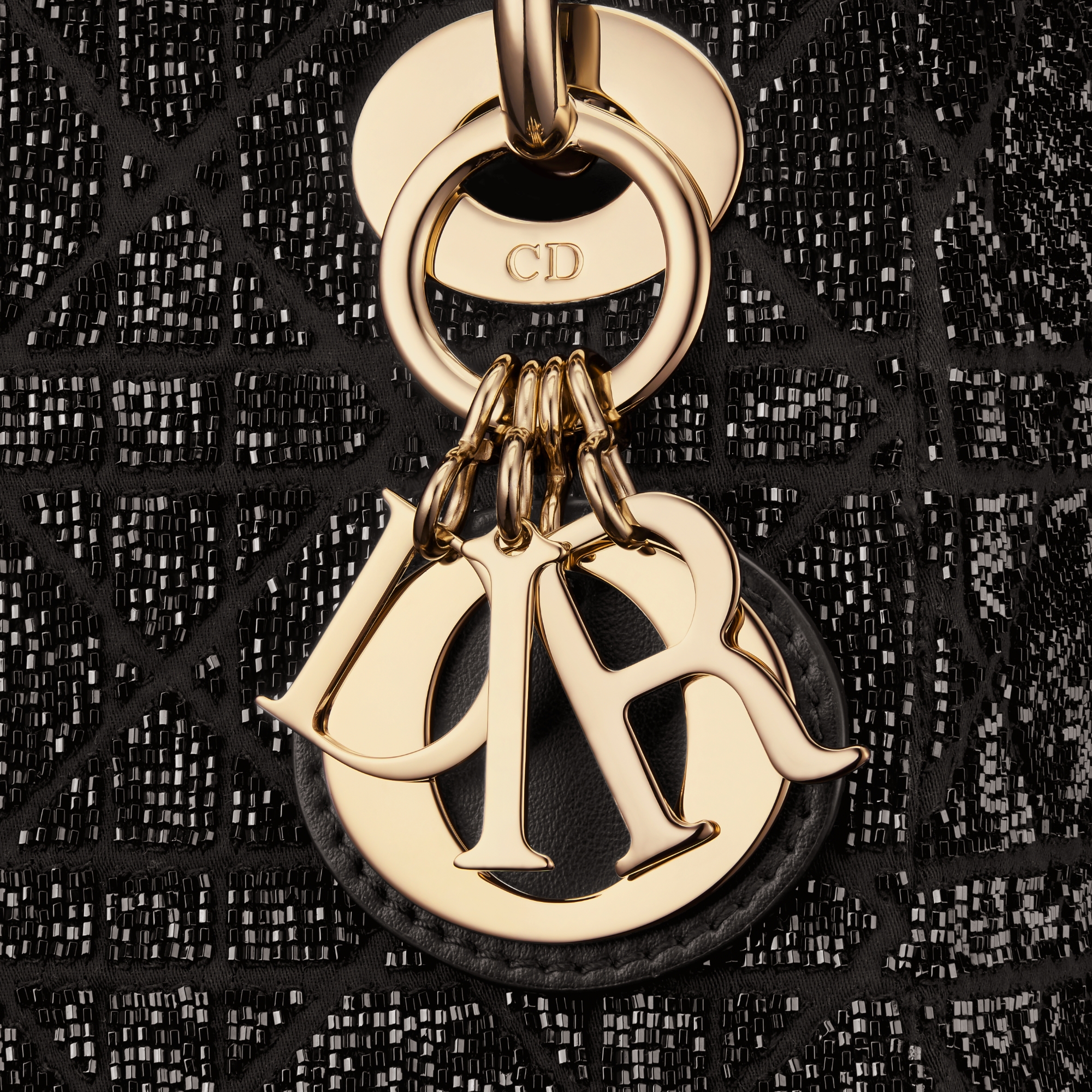 Sac Lady Dior Mini Coton brodé de micro perles à motif Cannage noir E09