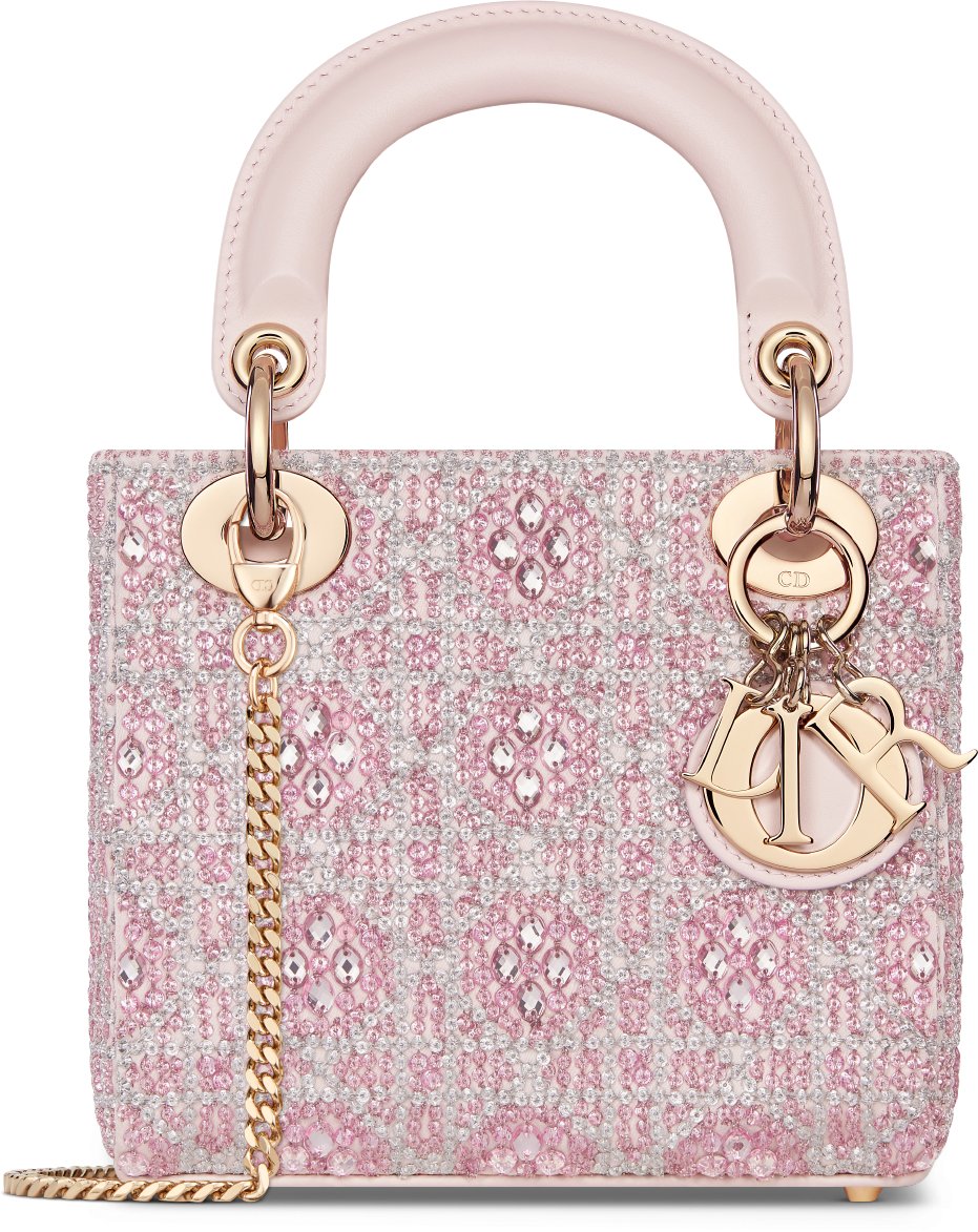 Mini Lady Dior Bag aria_woman_viewcode_e01