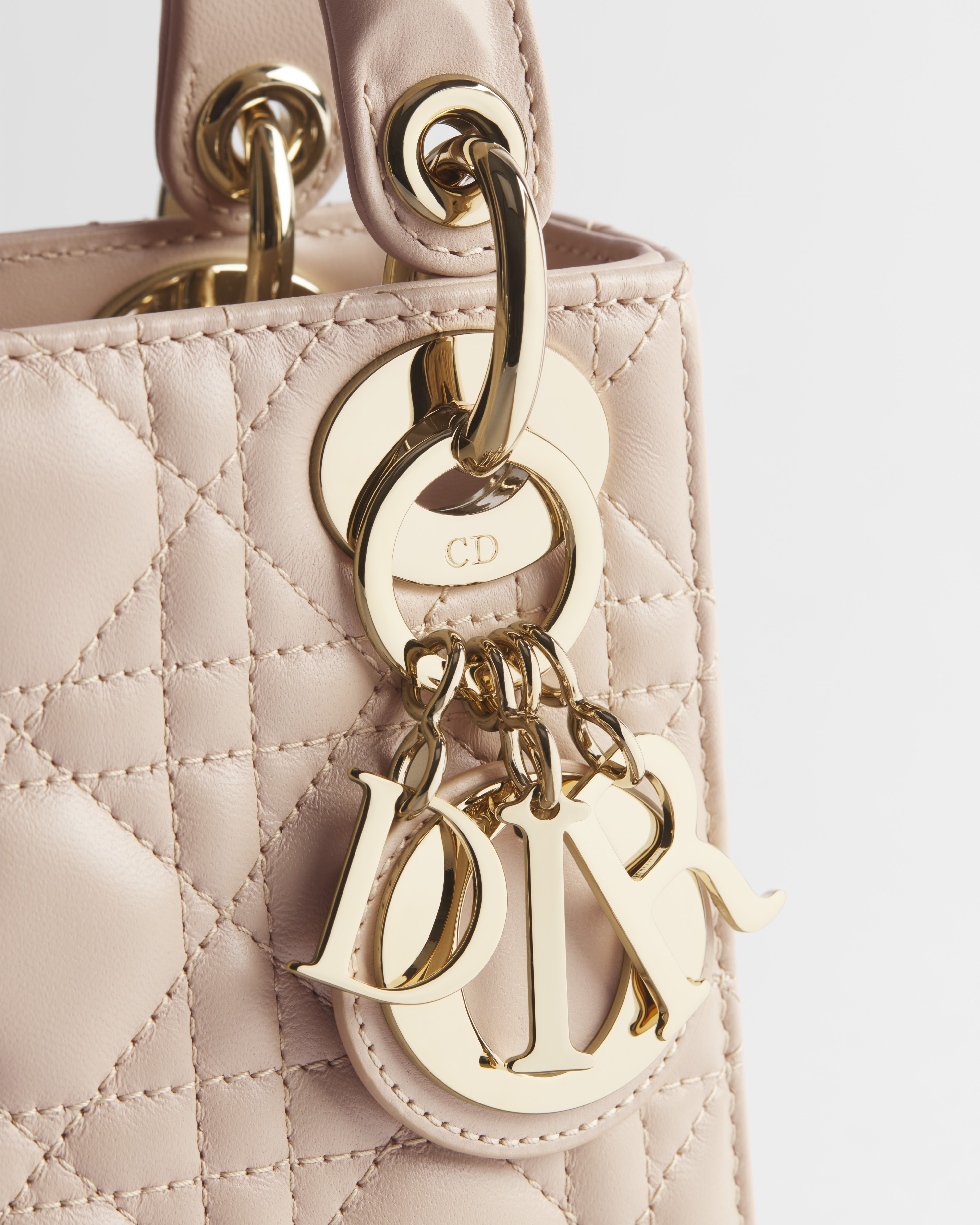 Mini Lady Dior Tasche Cannage Lammleder in Puderbeige E09