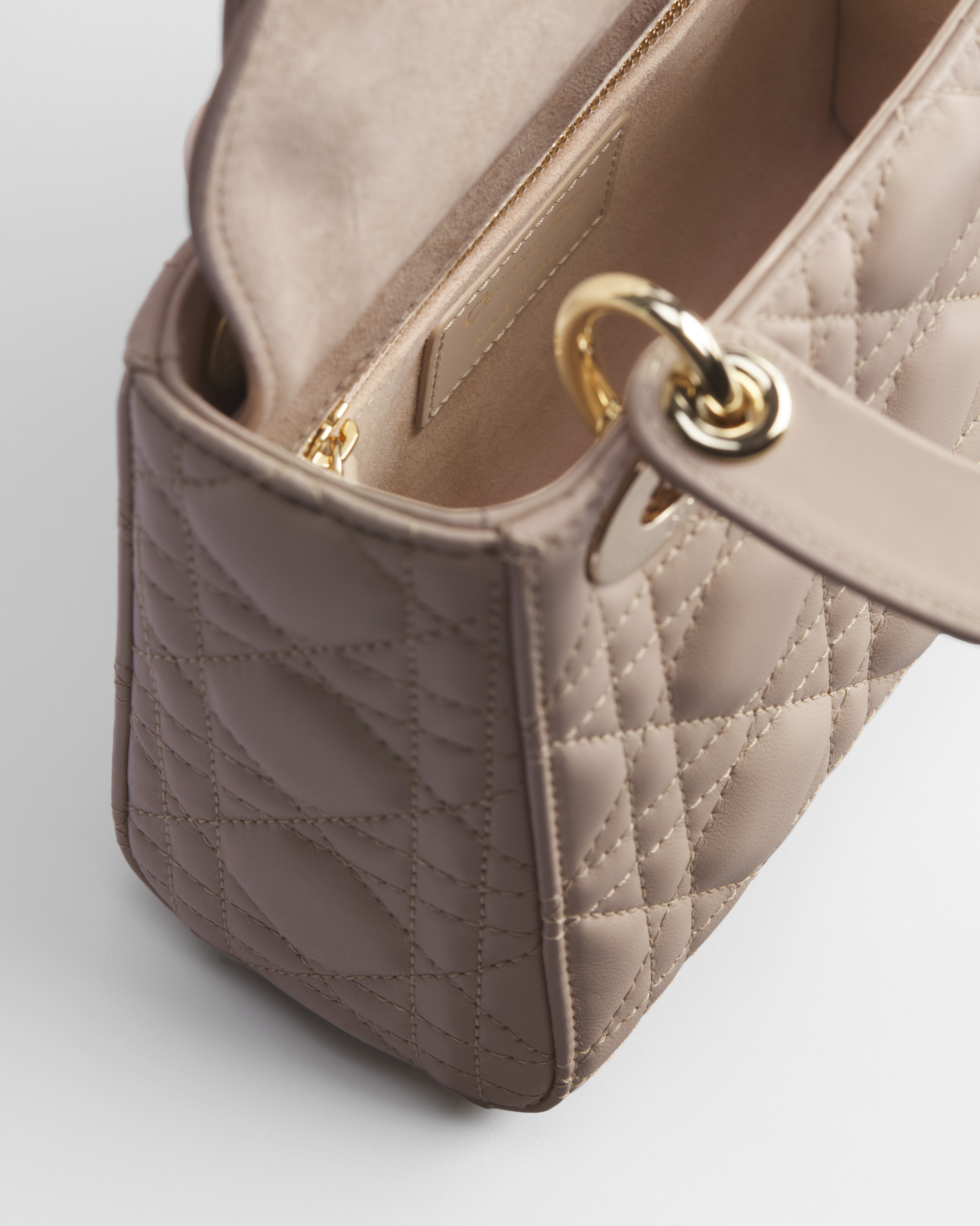 Mini Lady Dior Tasche Cannage Lammleder in Puderbeige E10