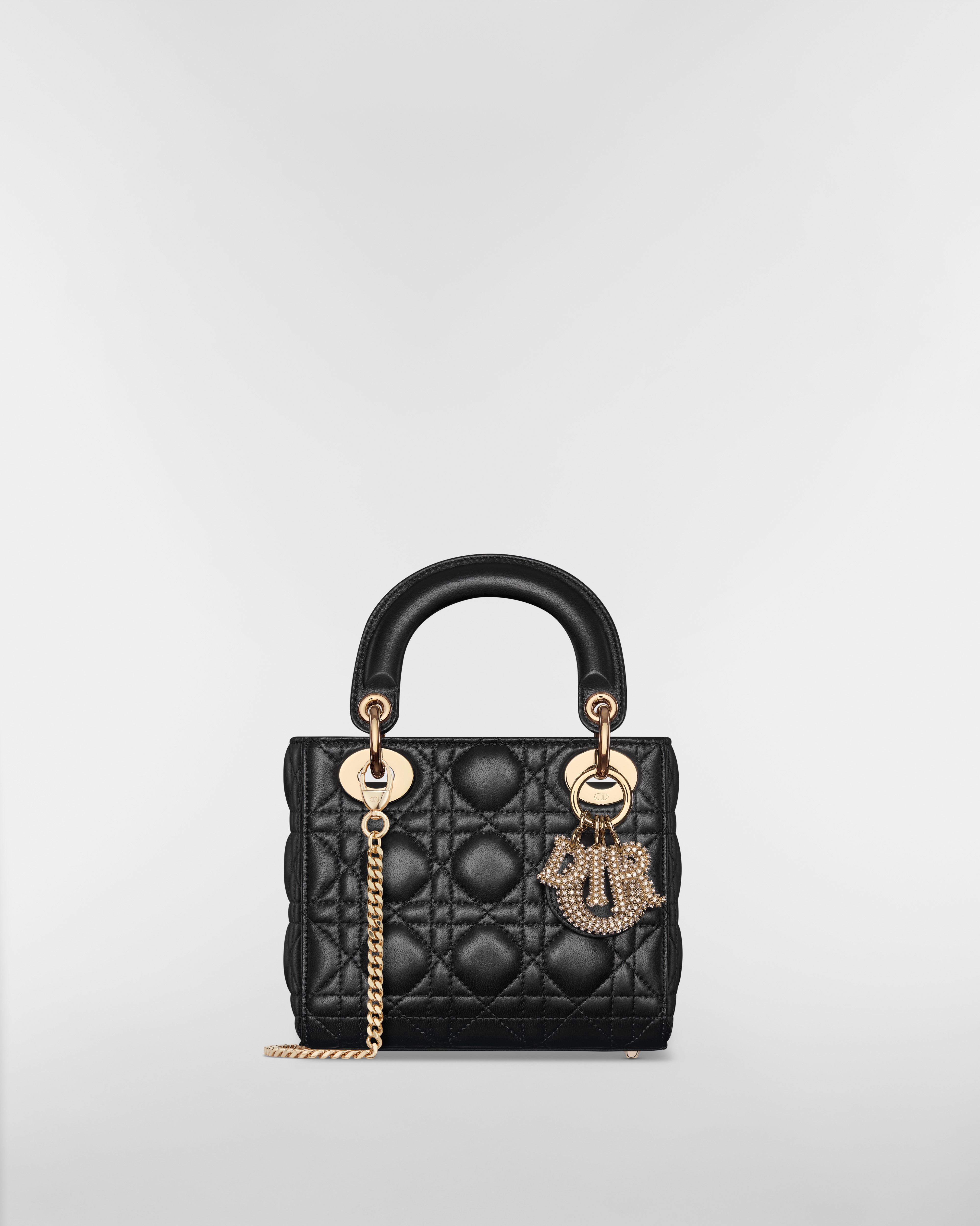 Lady Dior 미니 백 블랙 까나쥬 양가죽 E01