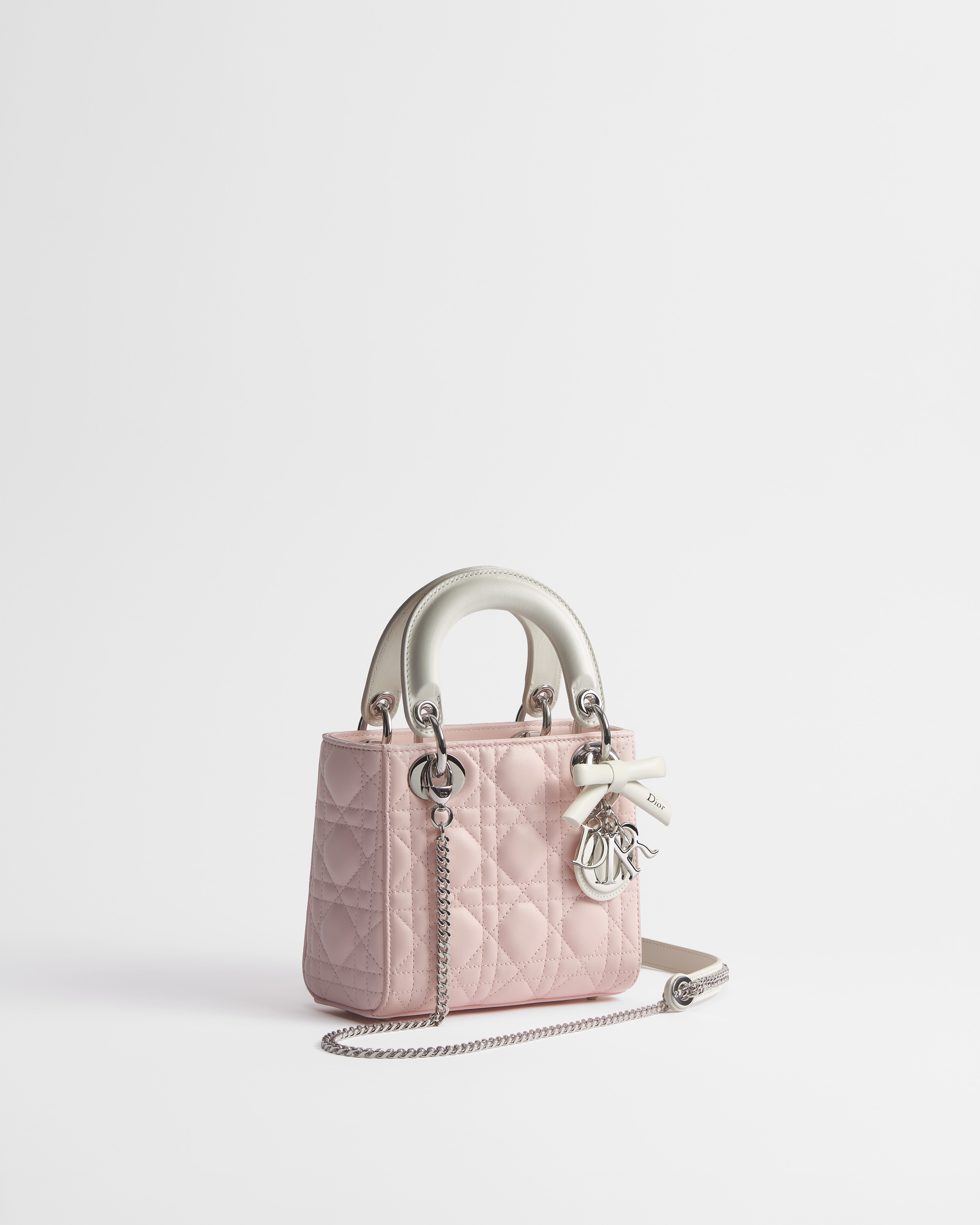 Dior Or Lady Dior チェーンバッグ ミニ カナージュ ラムスキン E03