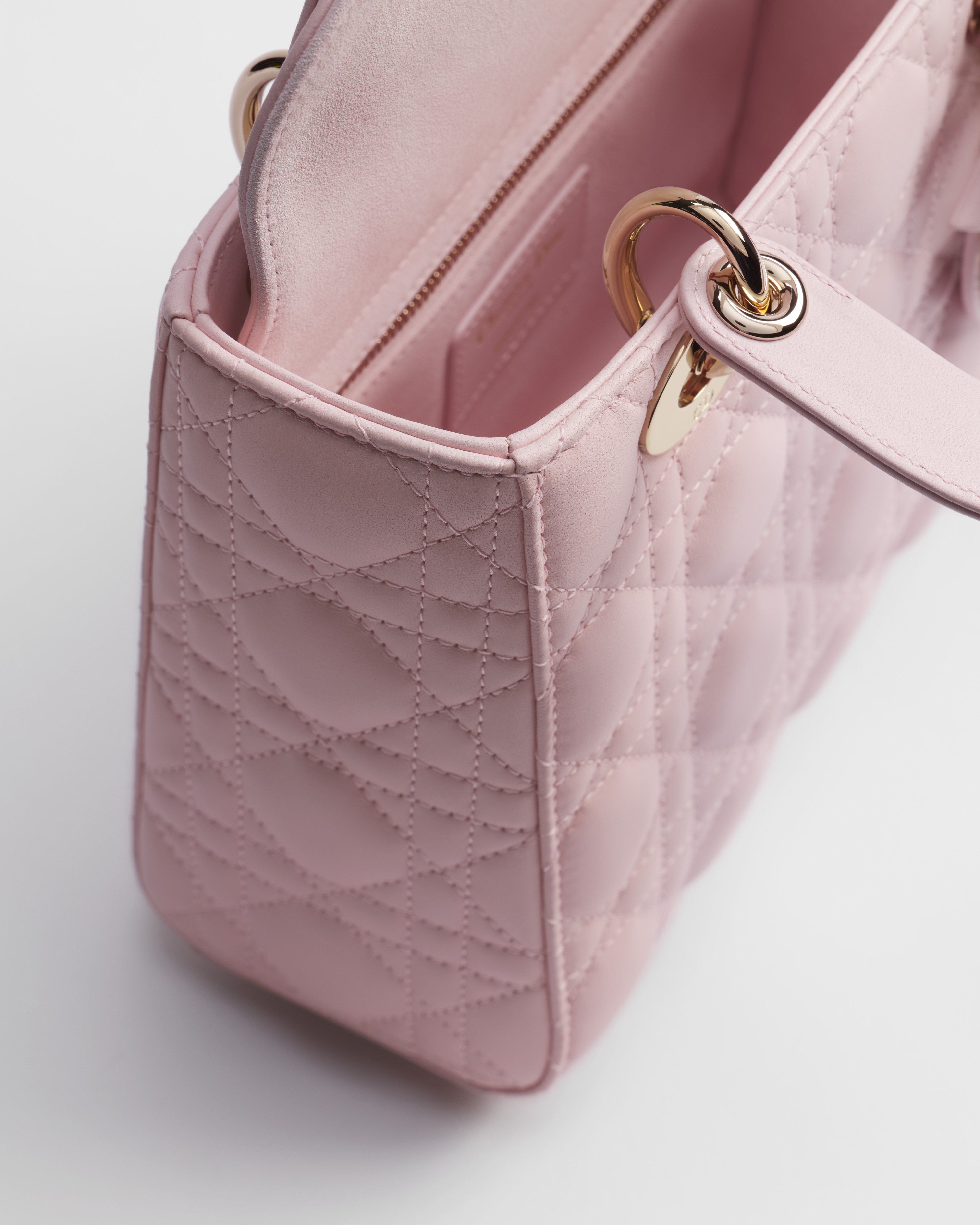 Kleine Lady Dior Tasche mit Trageriemen