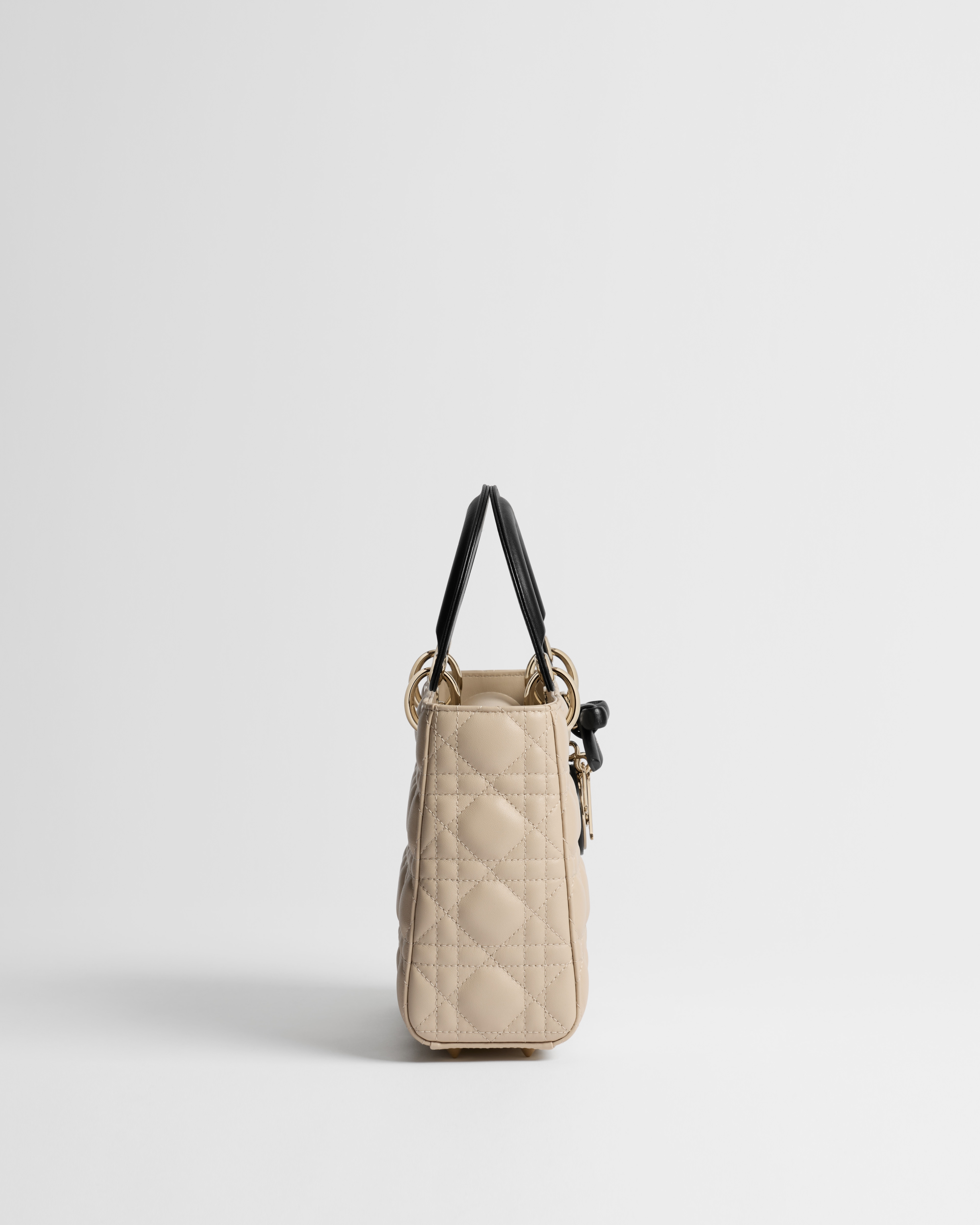 DIOR | Lady Dior ストラップ付き バッグ スモール カナージュ ラムスキン