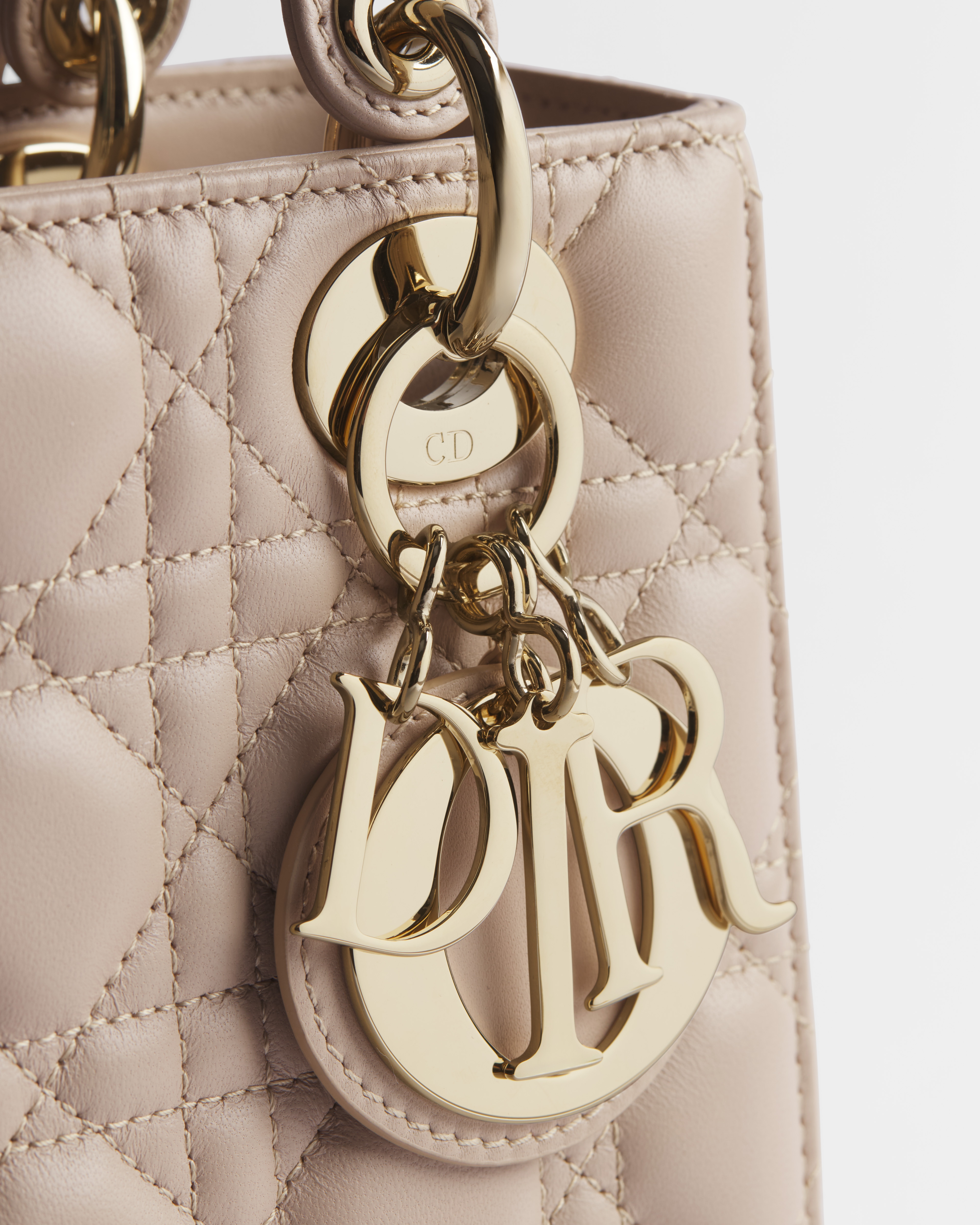 Kleine Lady Dior My ABCDior Tasche Cannage Lammleder in Puderbeige E09