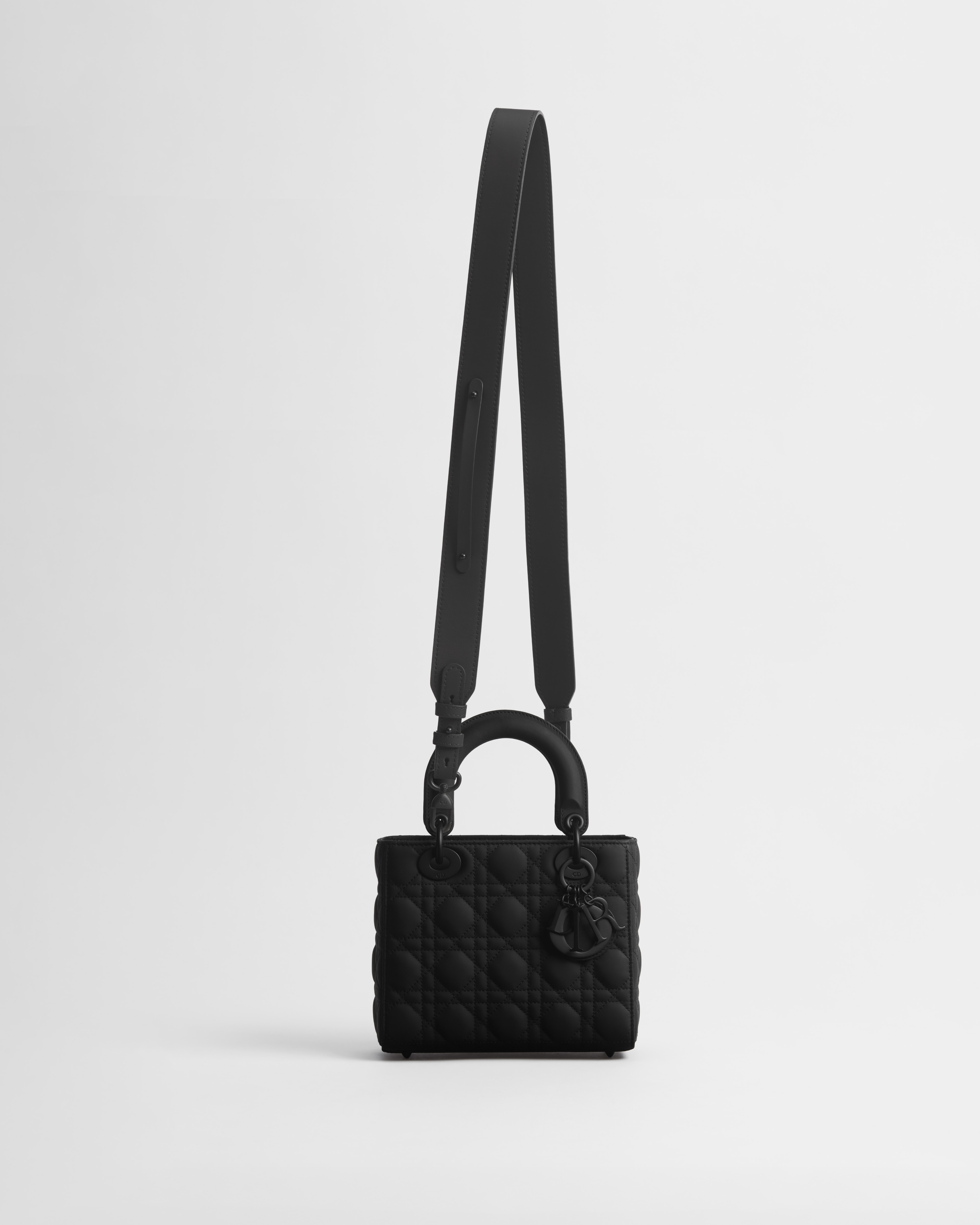 Kleine Lady Dior My ABCDior-tas Zwart ultramat kalfsleer met Cannage-motief E07