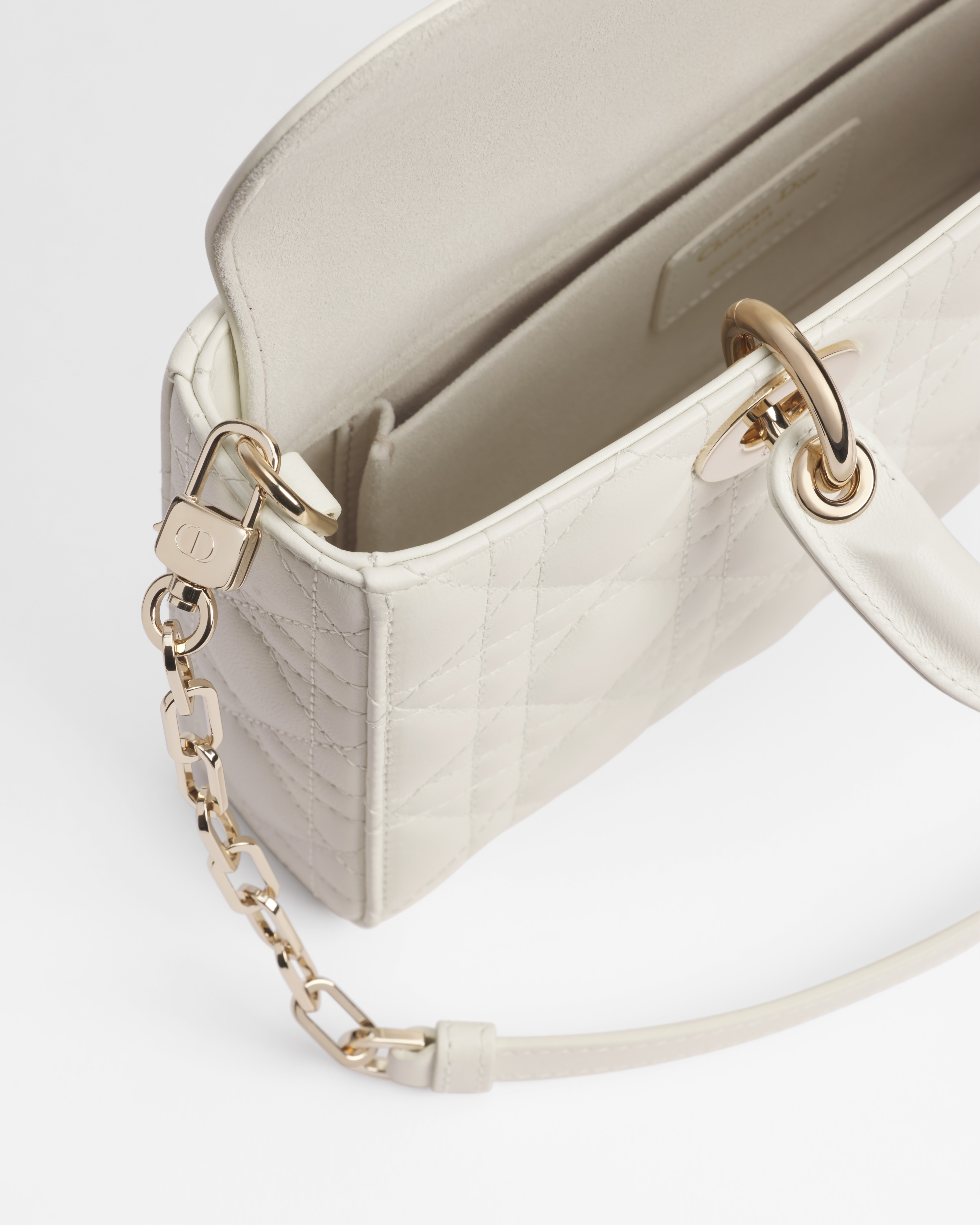 Medium Lady D-Joy Bag Latte Cannage Lambskin E06