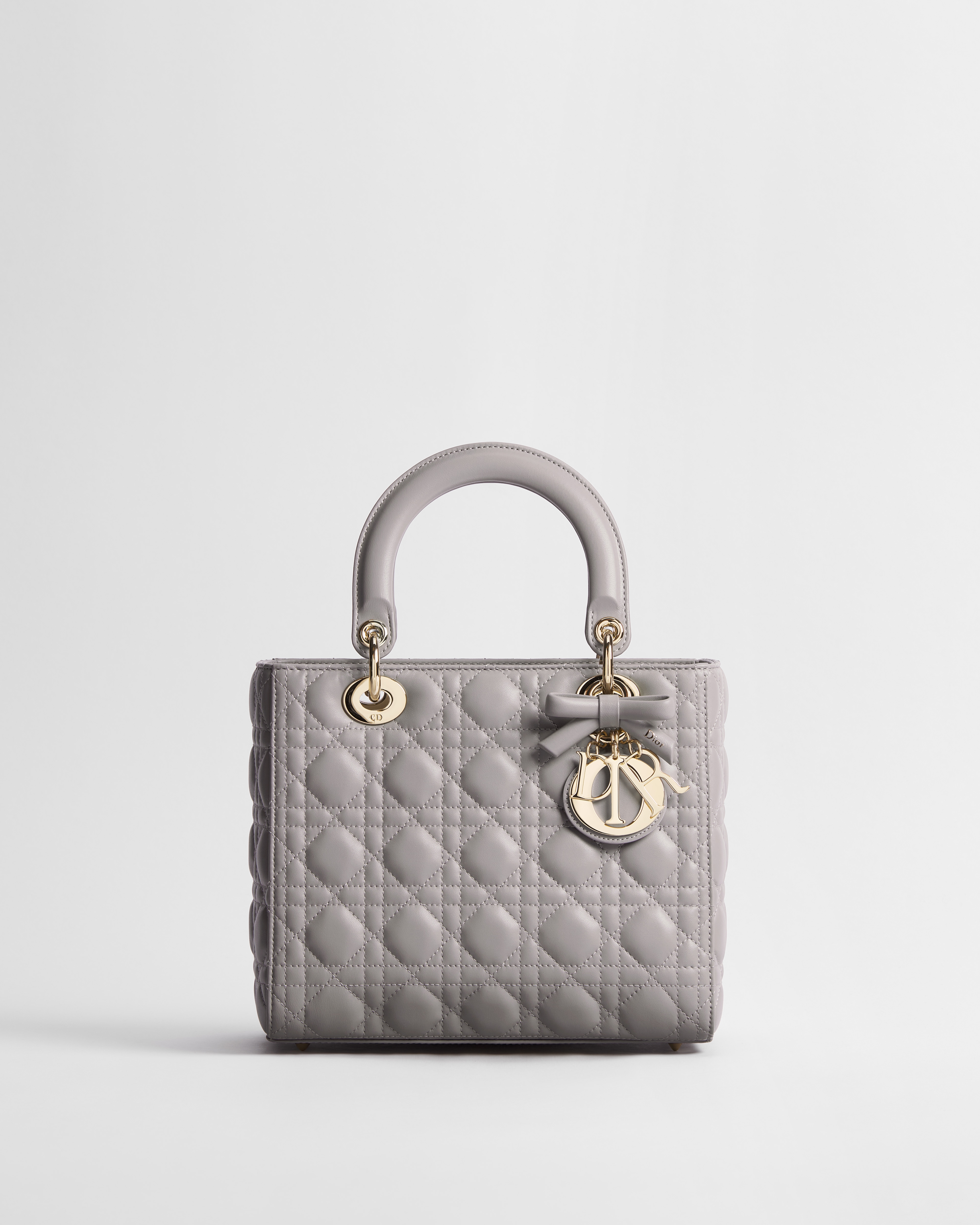 Bolso mediano Lady Dior Piel de cordero Cannage gris Trianon E01