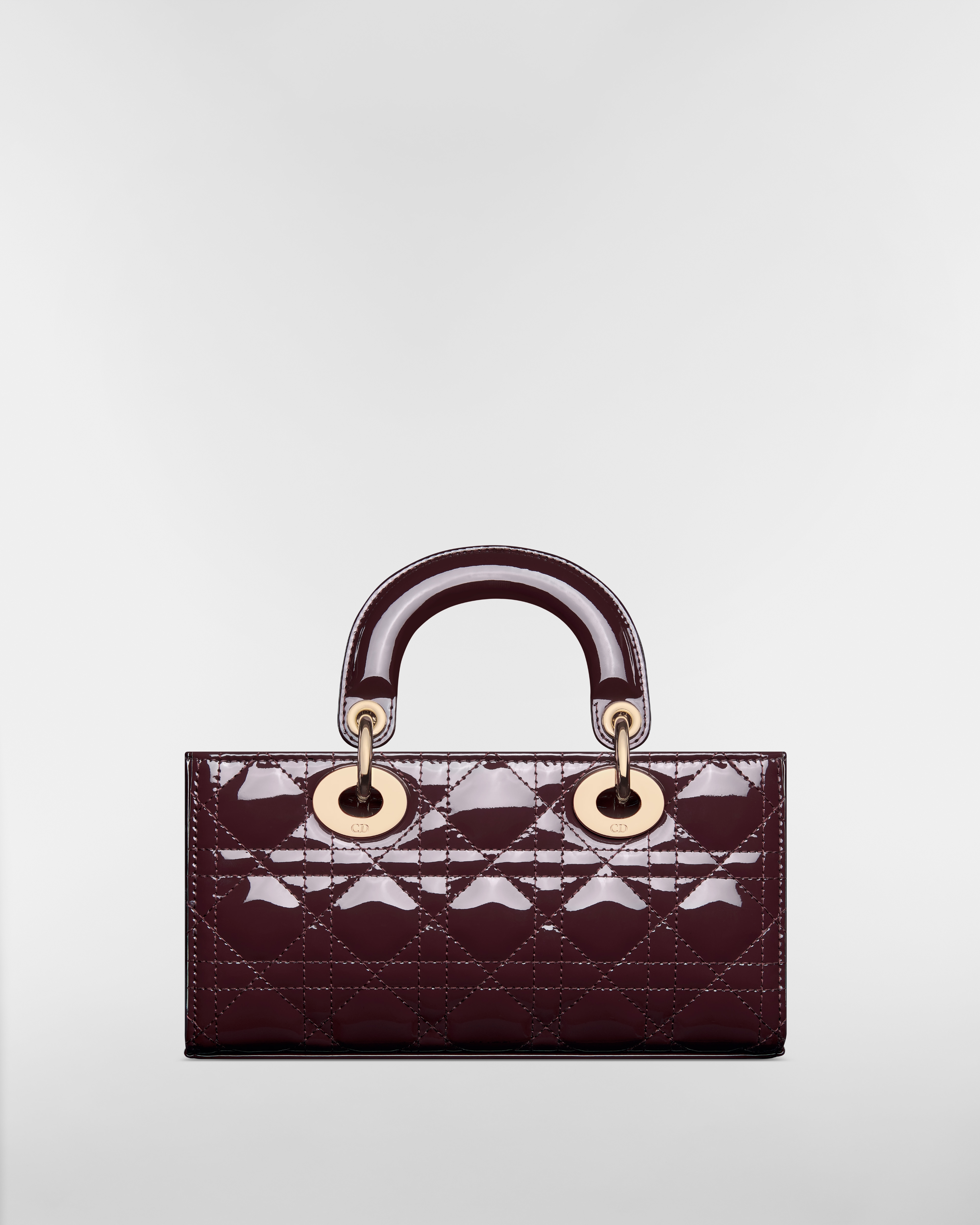 Kleine Lady D-Joy Tasche Cannage Kalbslackleder in Pflaume E08