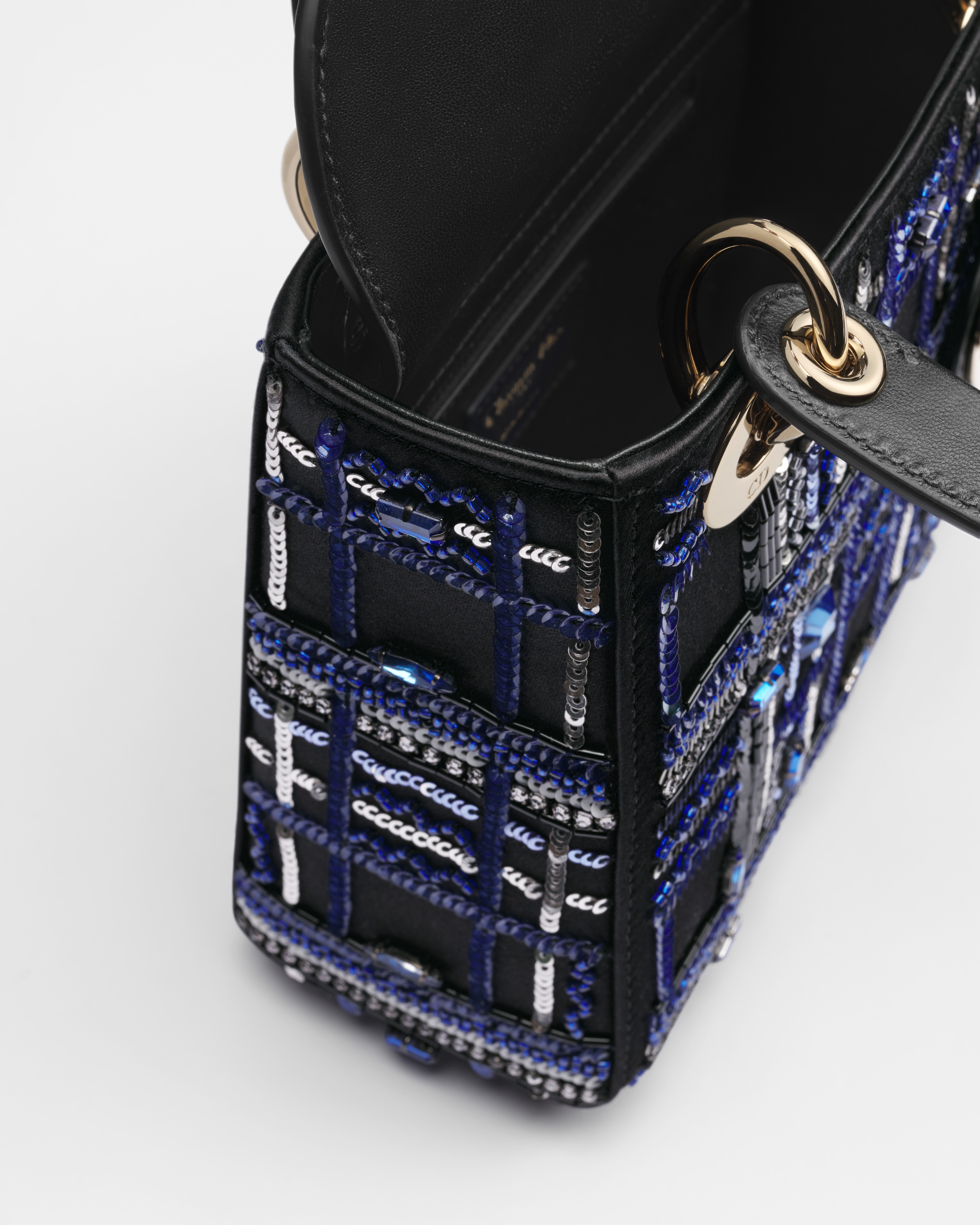 Mini Lady Dior Tasche mit Kette