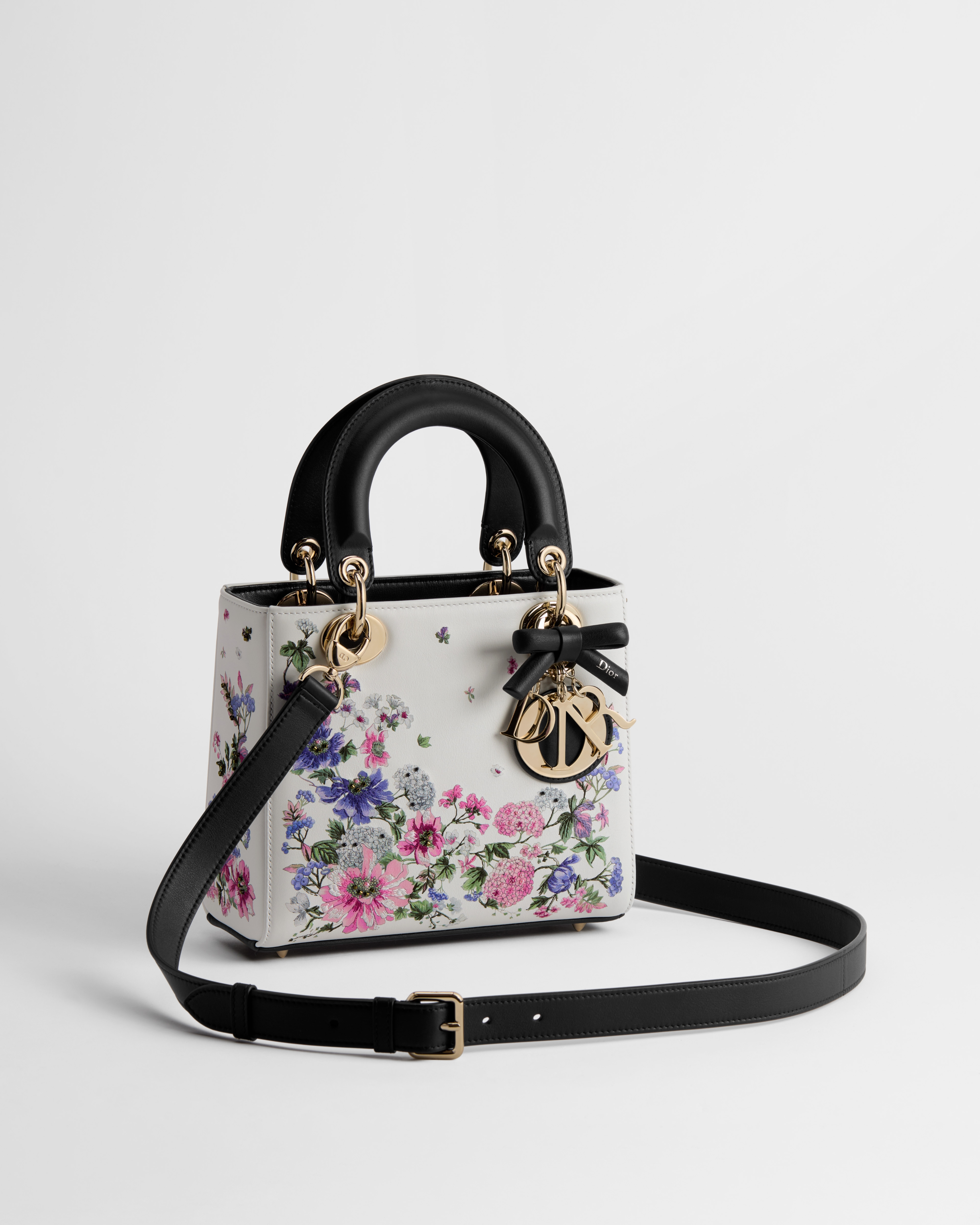 Kleine Lady Dior Tasche mit Trageriemen