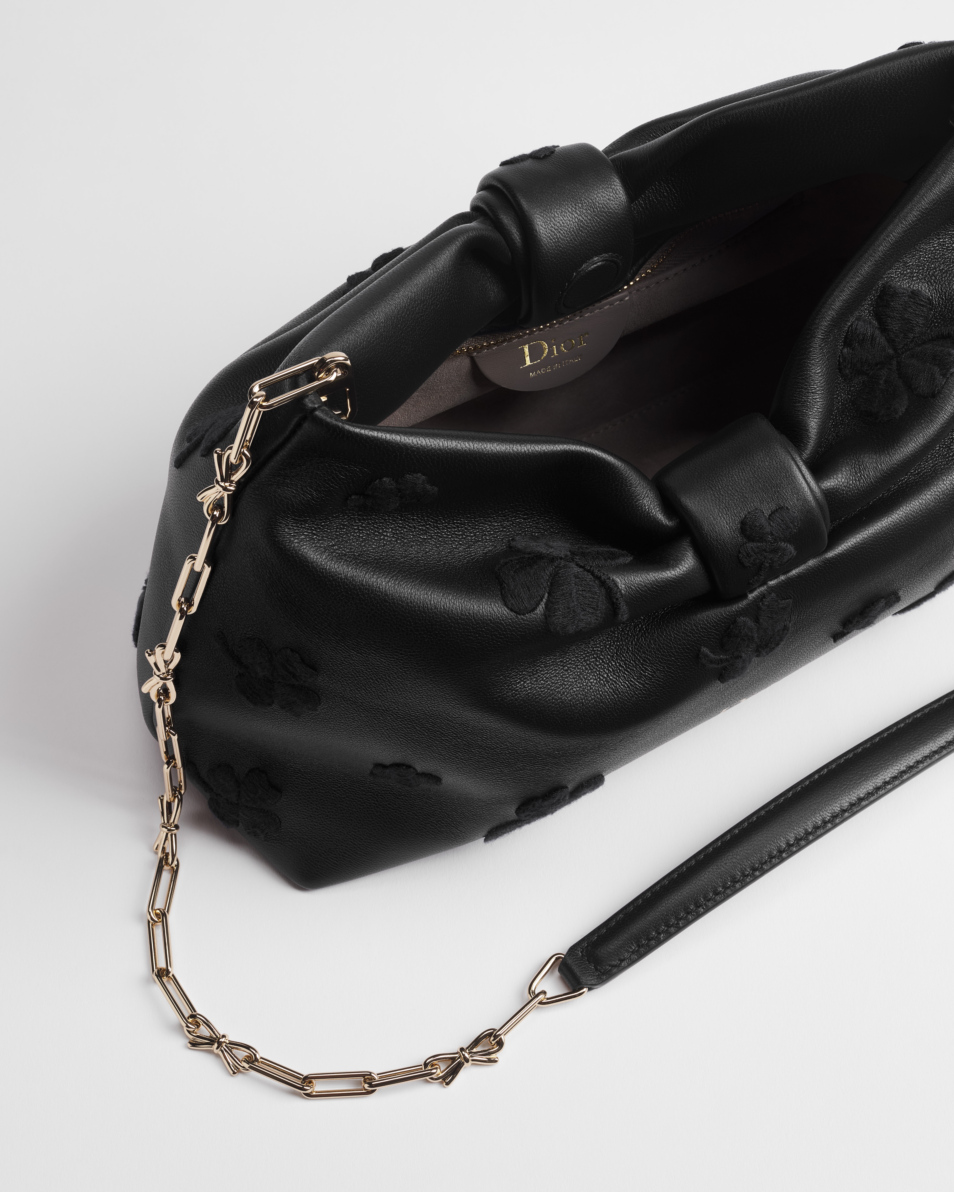 Kleine Dior Bow Tasche Lammleder in Schwarz mit Dior Kleeblattstickerei E06