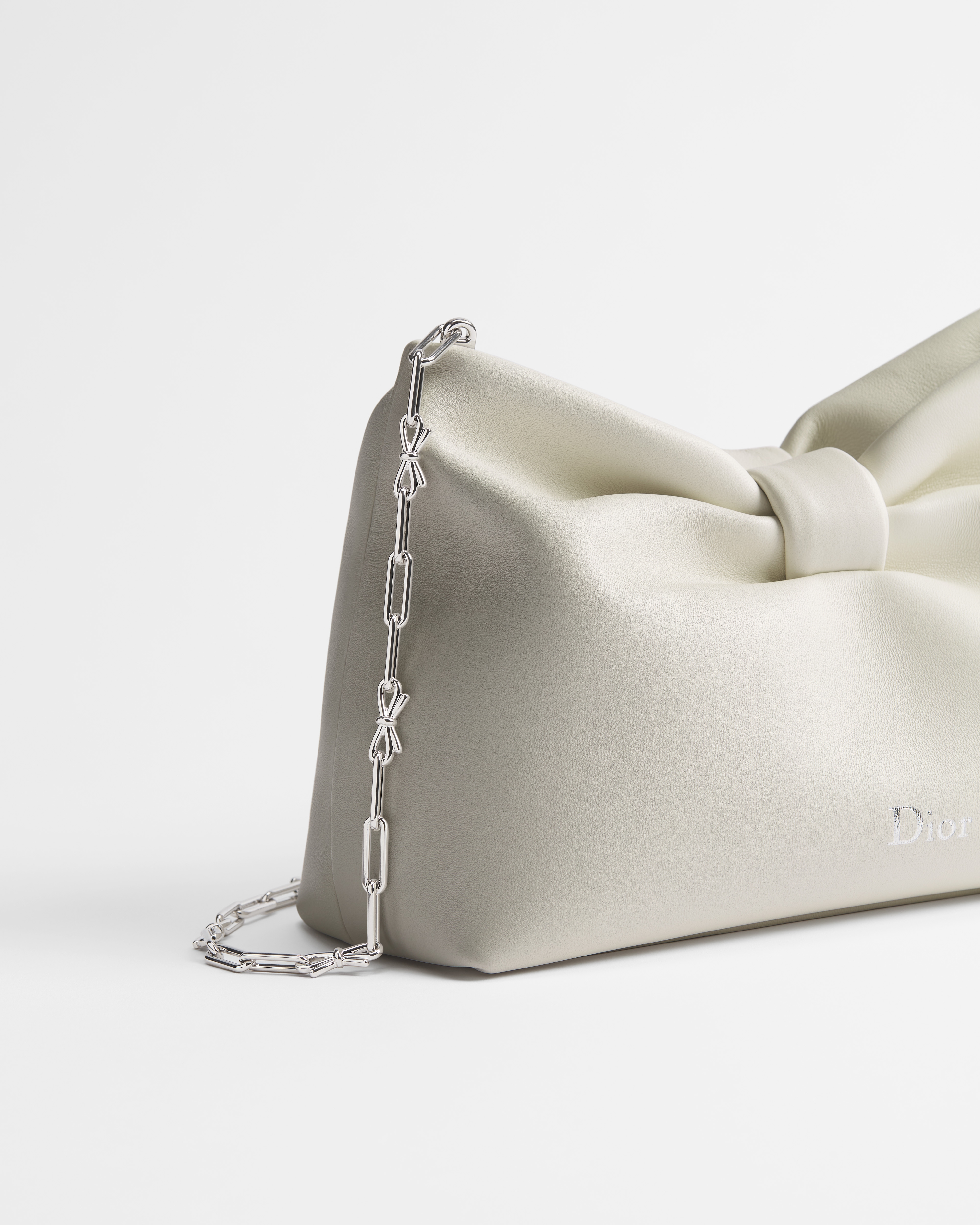 Kleine Dior Bow-tas Lattekleurig lamsleer E10