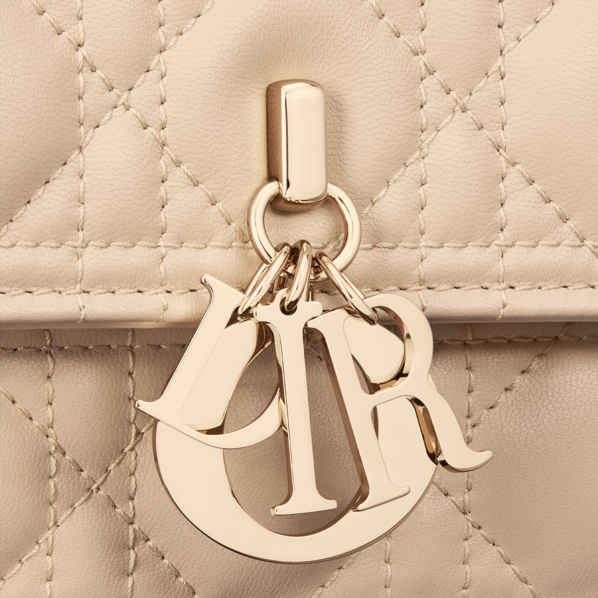 My Dior Top Handle Tasche Cannage Lammleder in Puderbeige E09