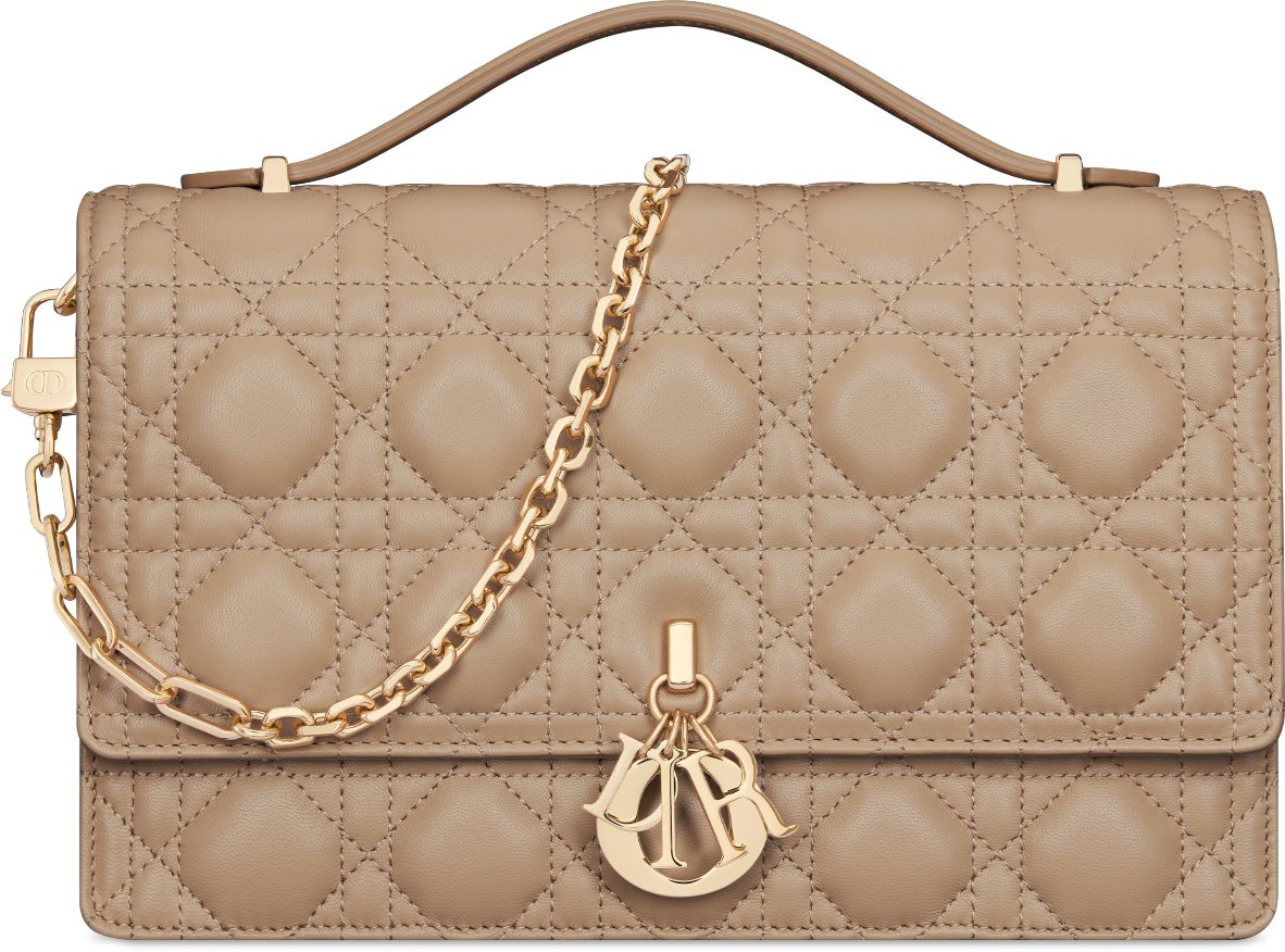 My Dior Top Handle Bag aria_woman_viewcode_e01