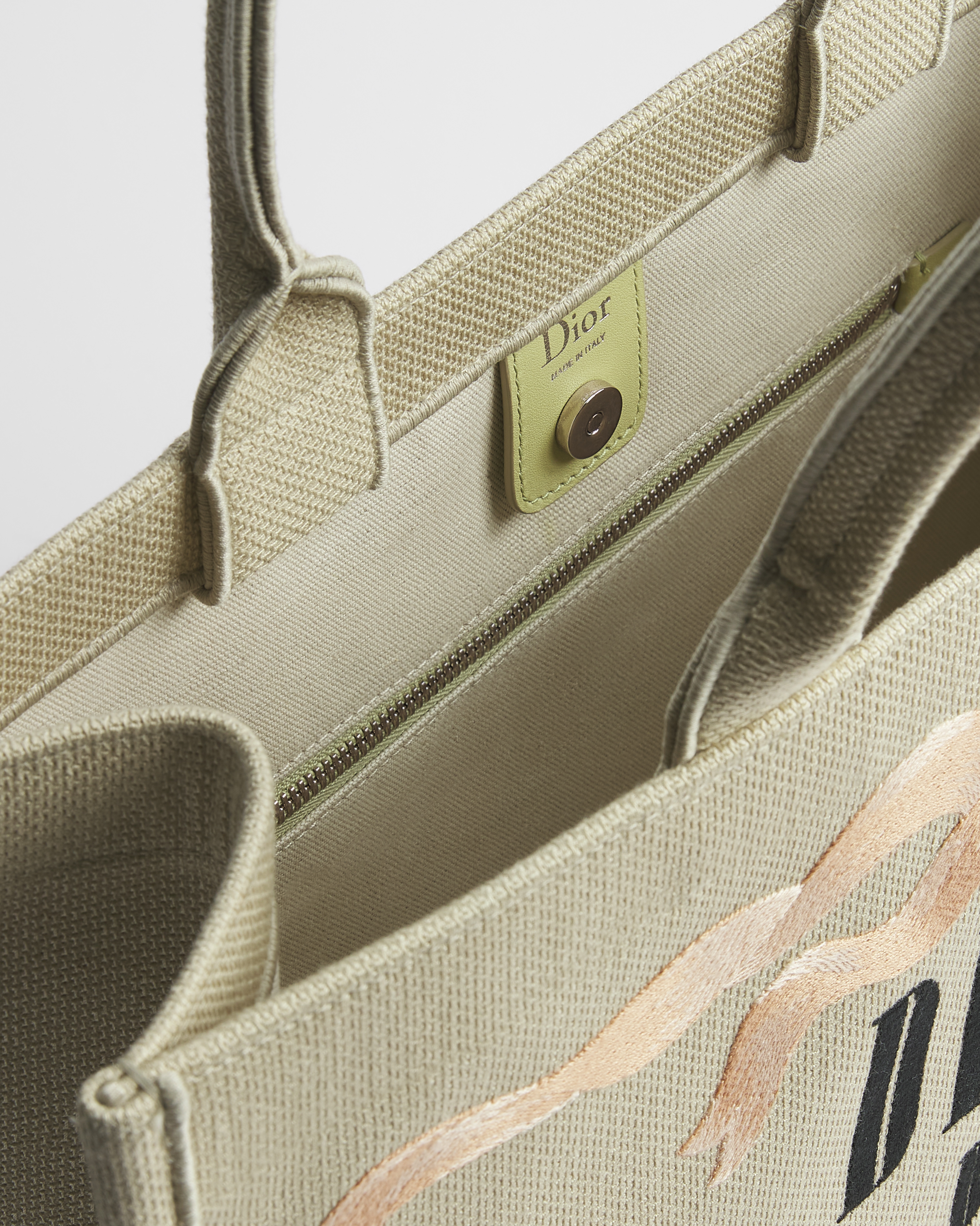 Dior Book Tote grande Bordado Book Cover beige, rosa y negro (42 x 35 x 18,5 cm) E06