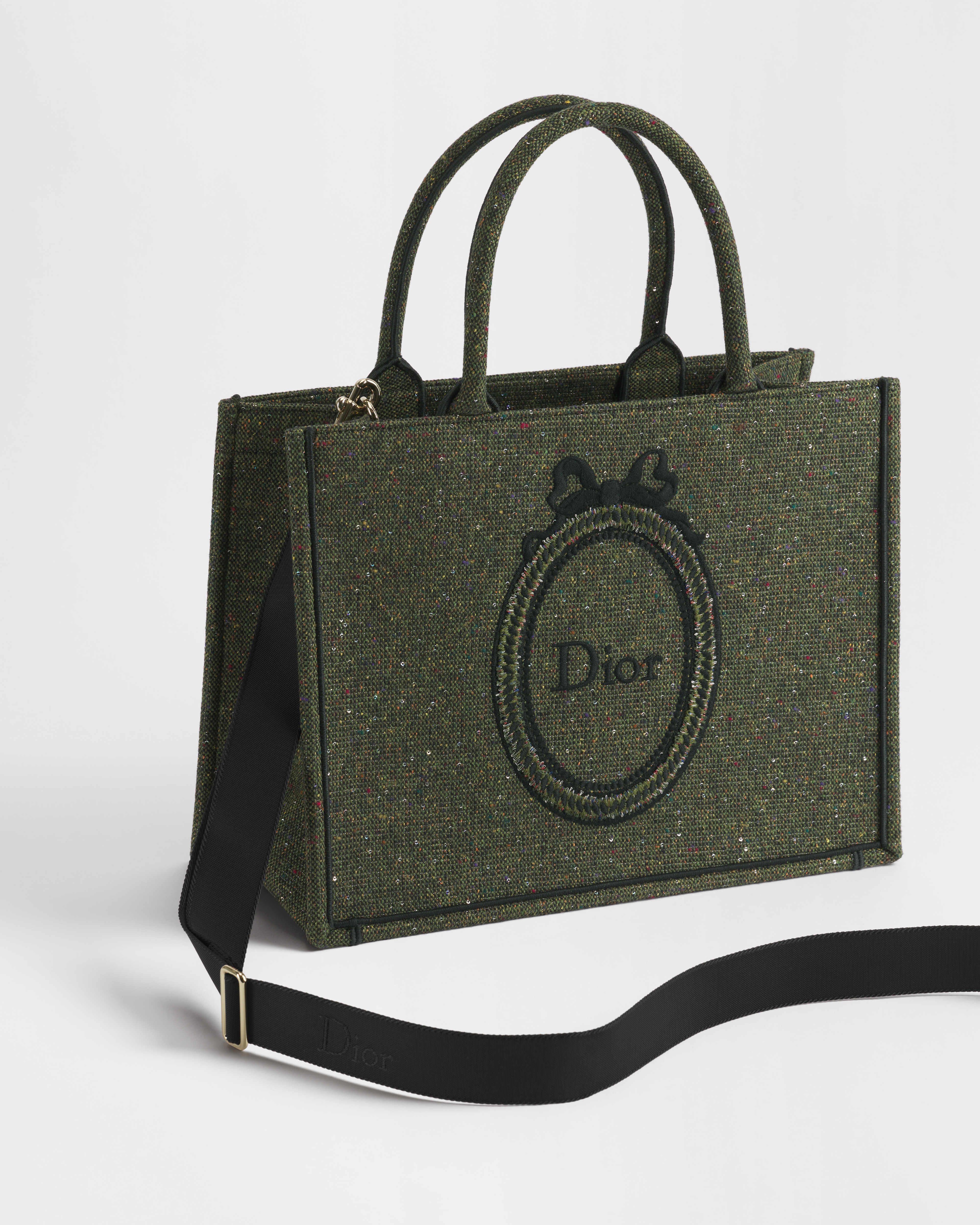 Dior Book Tote mediano con bandolera Tweed bordado con lentejuelas caqui y Dior Médaillon (36 x 27,5 x 16,5 cm) E03