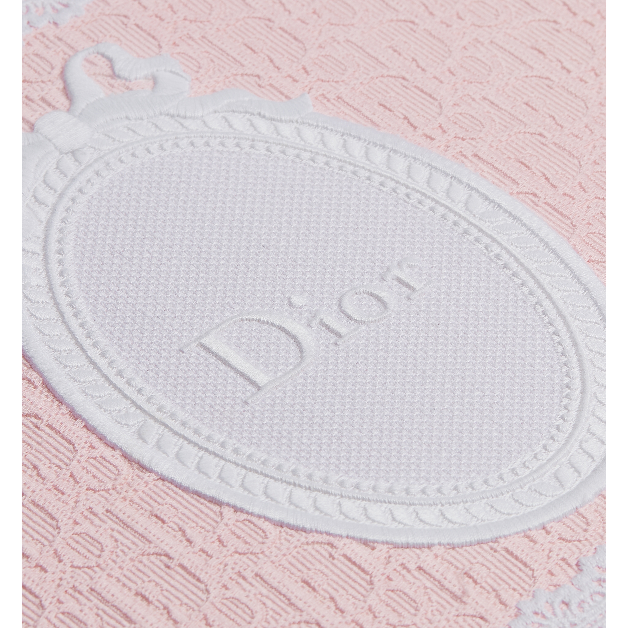 Medium Dior Book Tote with Strap Rose Soupir Dior Oblique Embroidery with White Lace and Dior Médaillon (36 x 27.5 x 16.5 cm) E09
