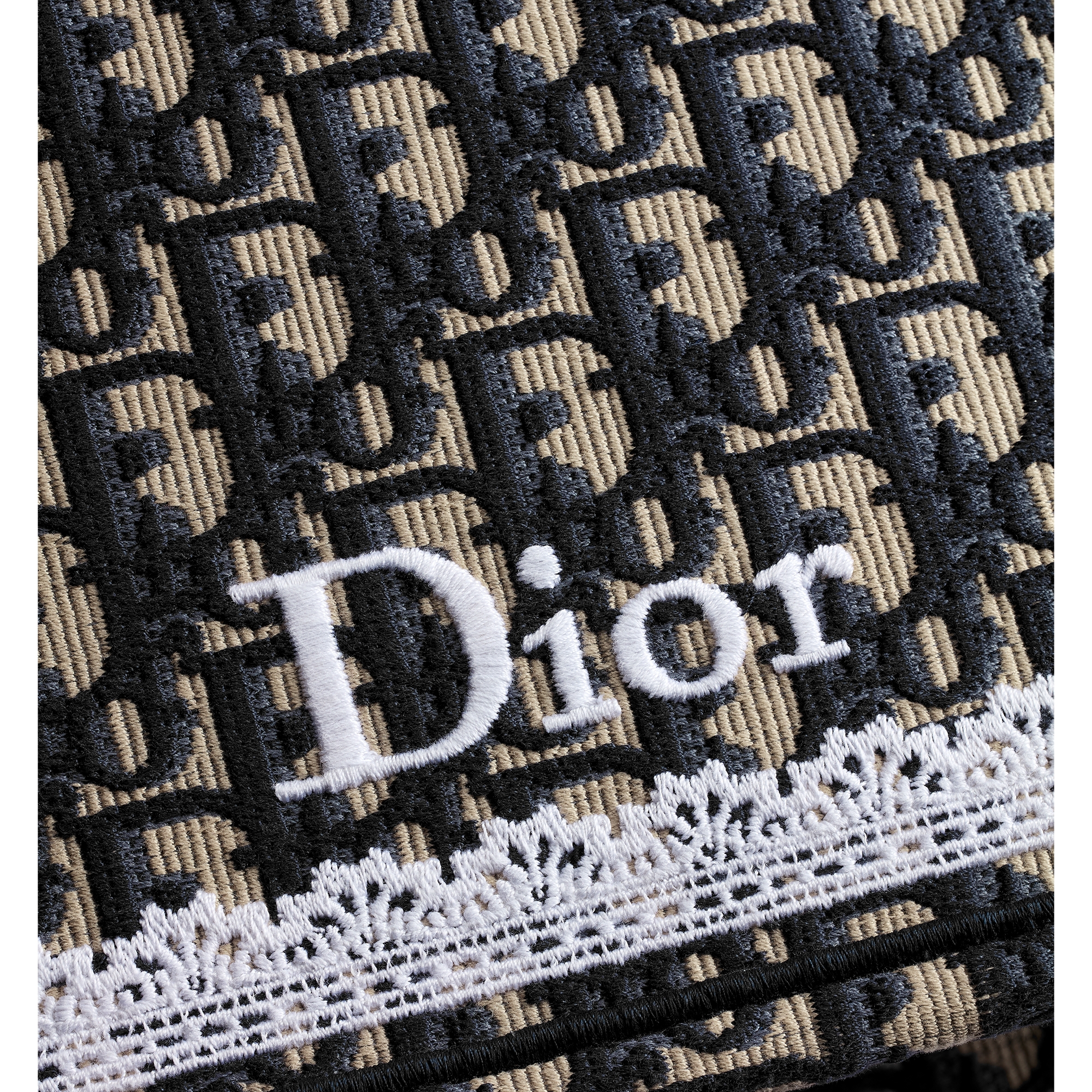 Medium Dior Book Tote with Strap Blue Dior Oblique Embroidery and White Lace (36.5 x 26.5 x 16.5 cm) E09