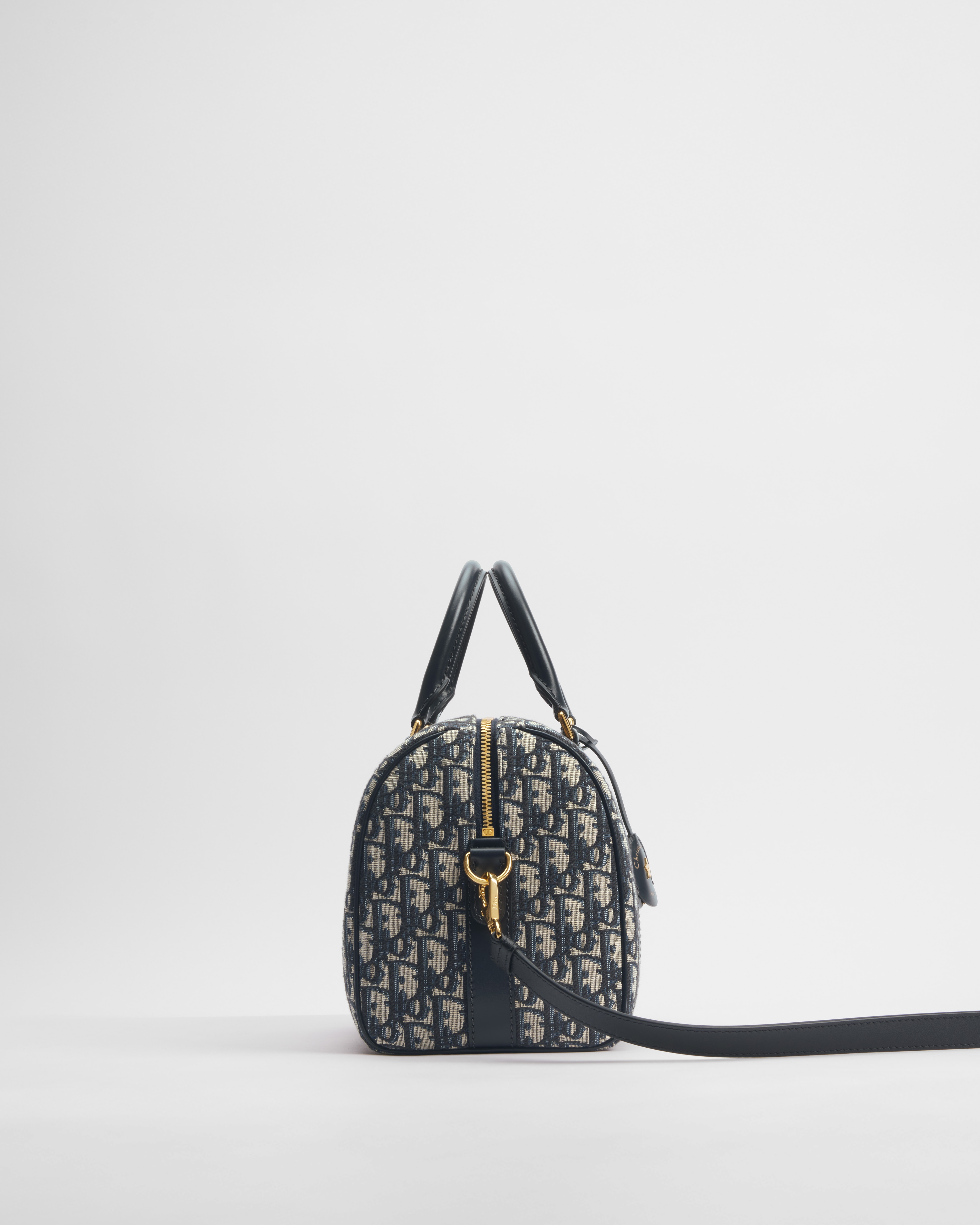 Soft Dior Groove 25 백 블루 Dior Oblique 자카드 E10