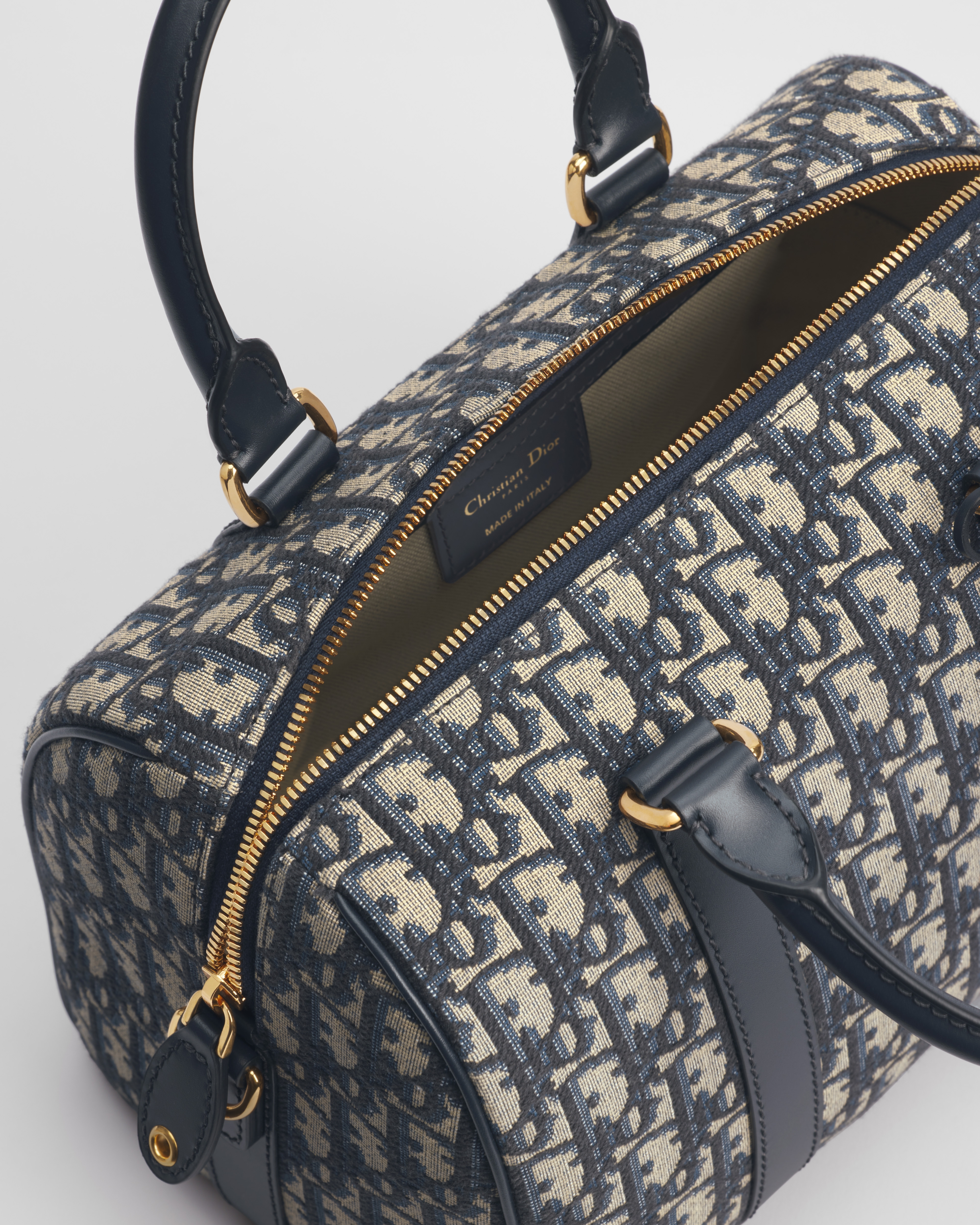 Soft Dior Groove 25 백 블루 Dior Oblique 자카드 E11