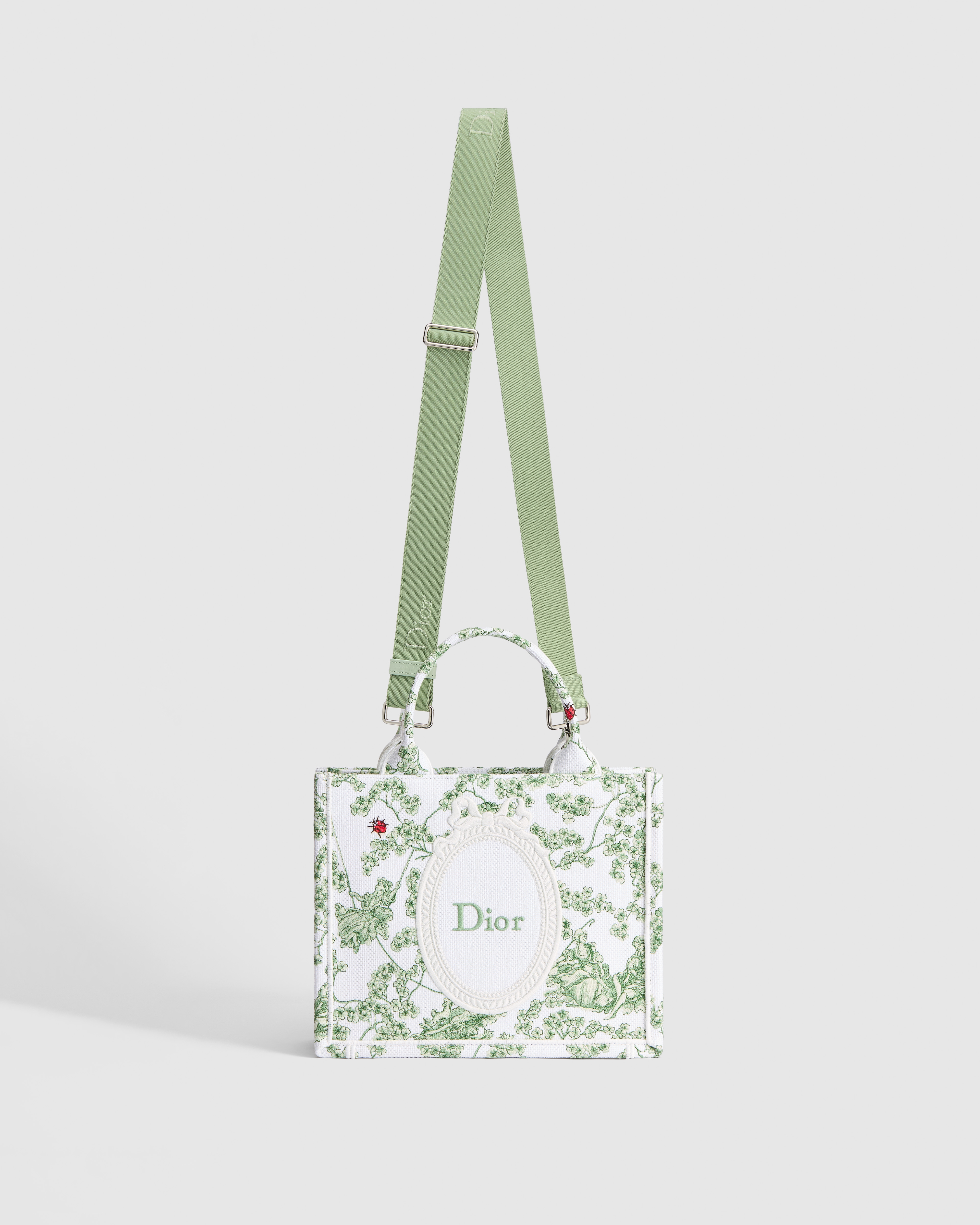 小碼 Dior Book Tote 連肩帶 綠色多色 Toile de Jouy Clover 刺繡和白色 Dior Médaillon（26.5 x 22 x 14 厘米） E07