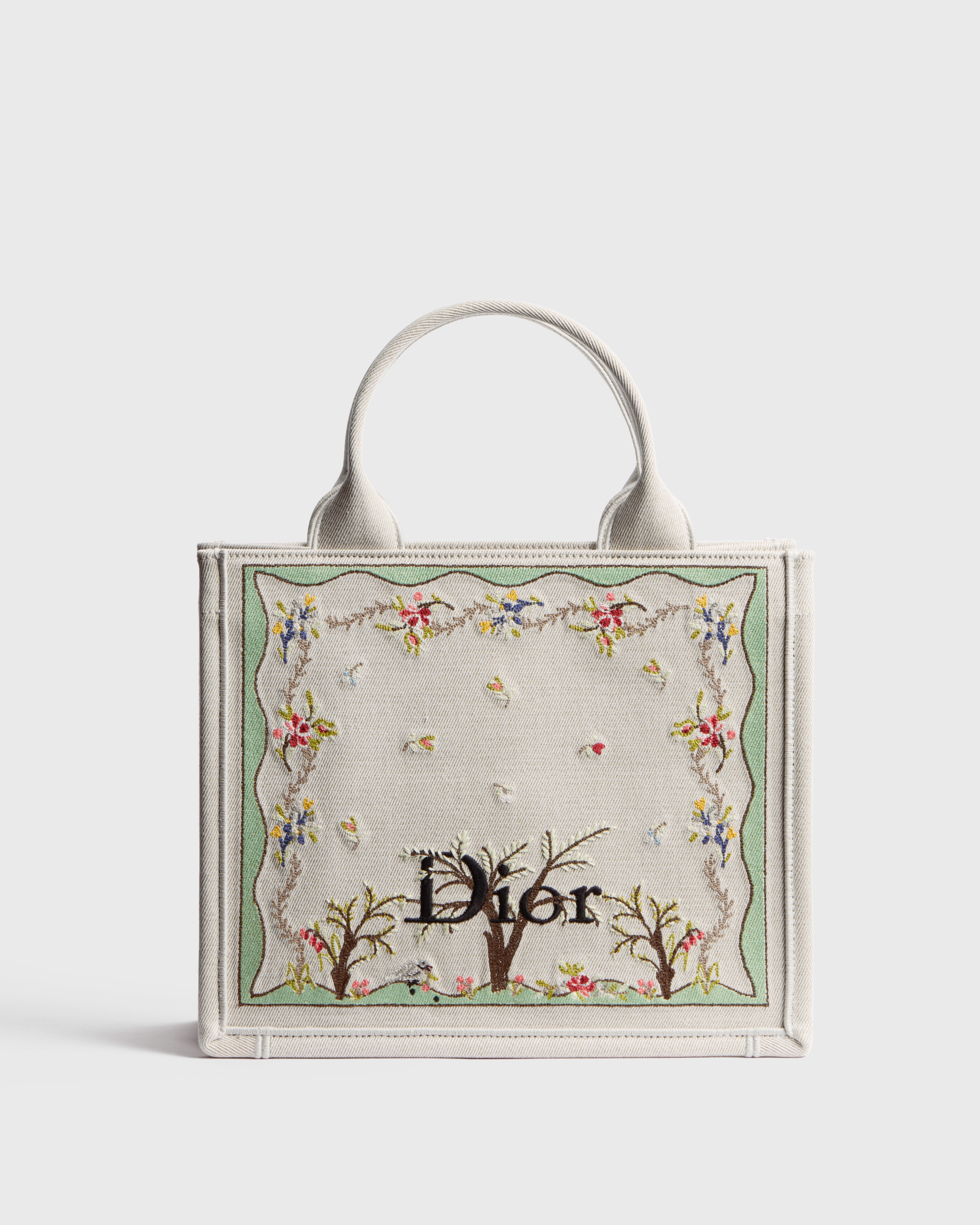 Kleine Dioramour Dior Book Tote mit Riemen