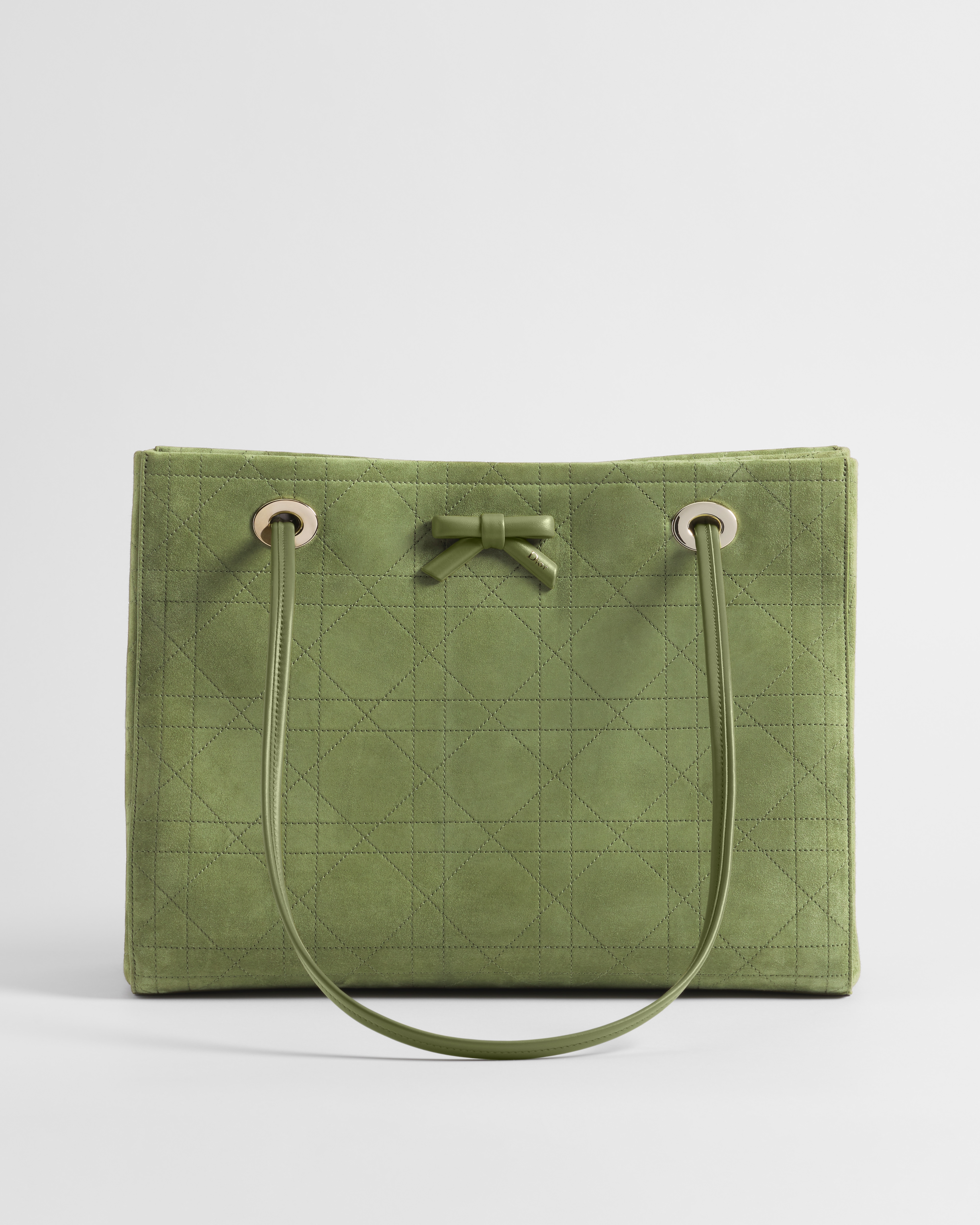 Mittelgroßer Dior Promenade Shopper Flat Cannage Kalbsveloursleder in Khaki E01