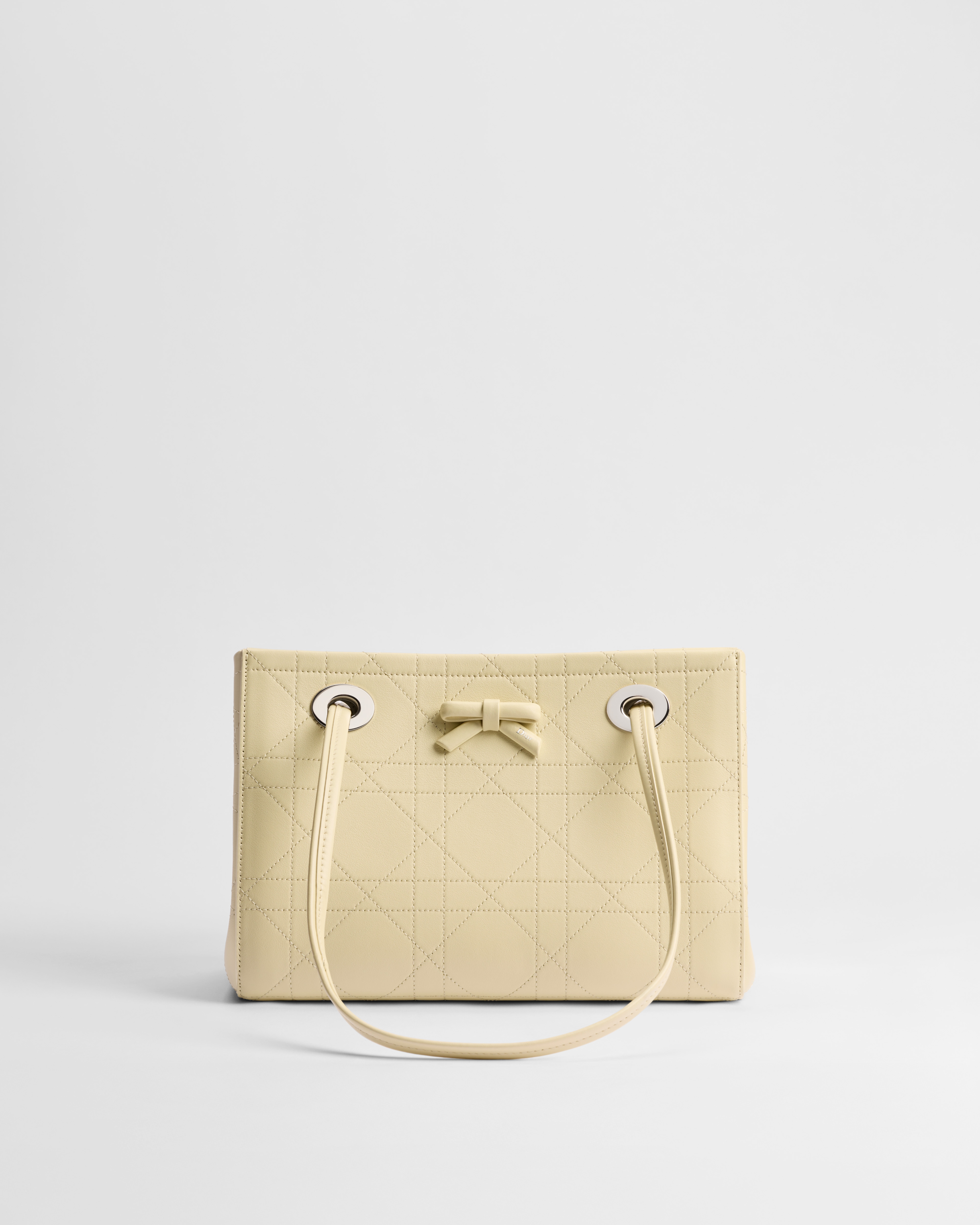 Sac shopping Dior Promenade Small Dior Qixi Cuir de veau Flat Cannage vanille E01