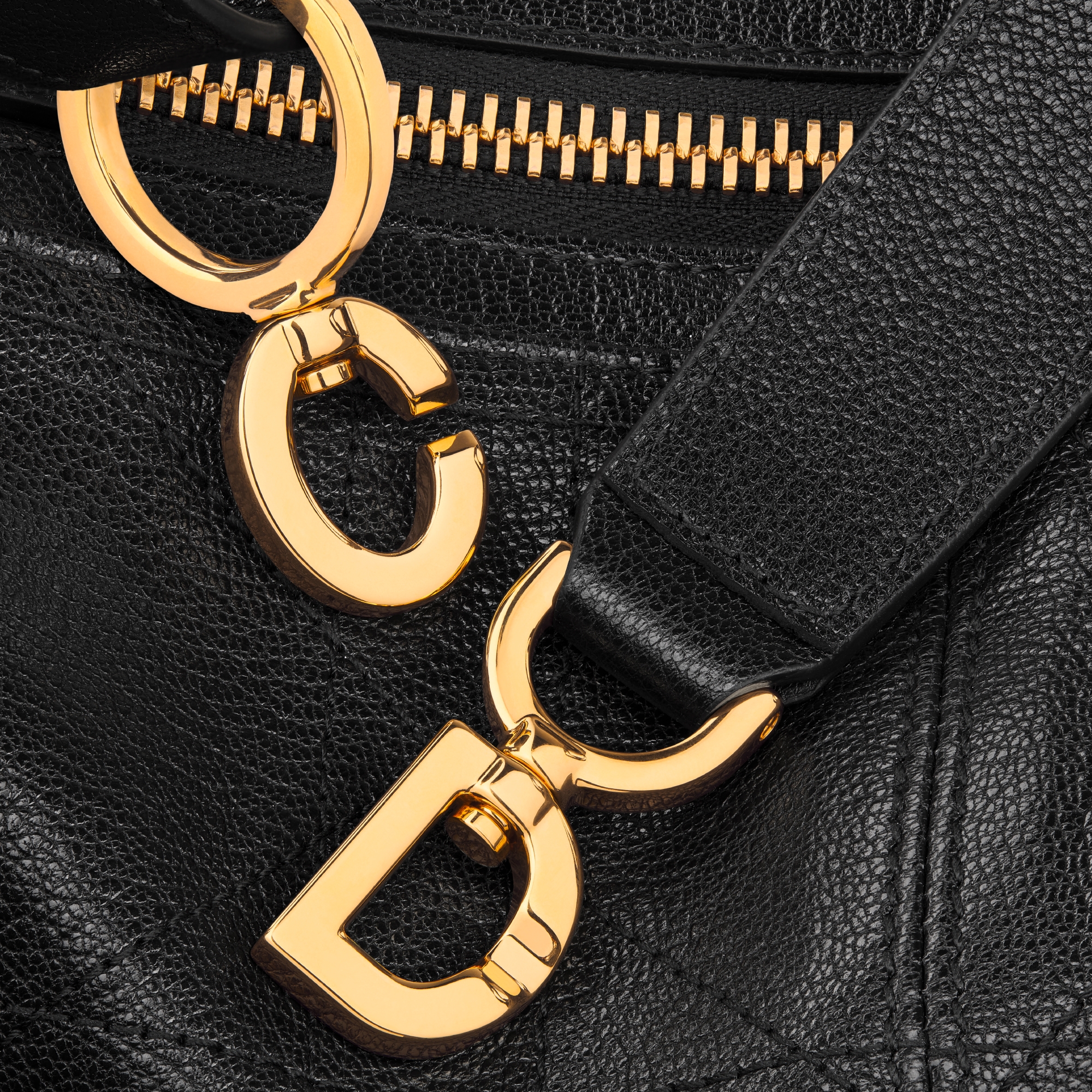 Small D-Journey Bag in Shiny Goatskin Black Flat Macrocannage E09