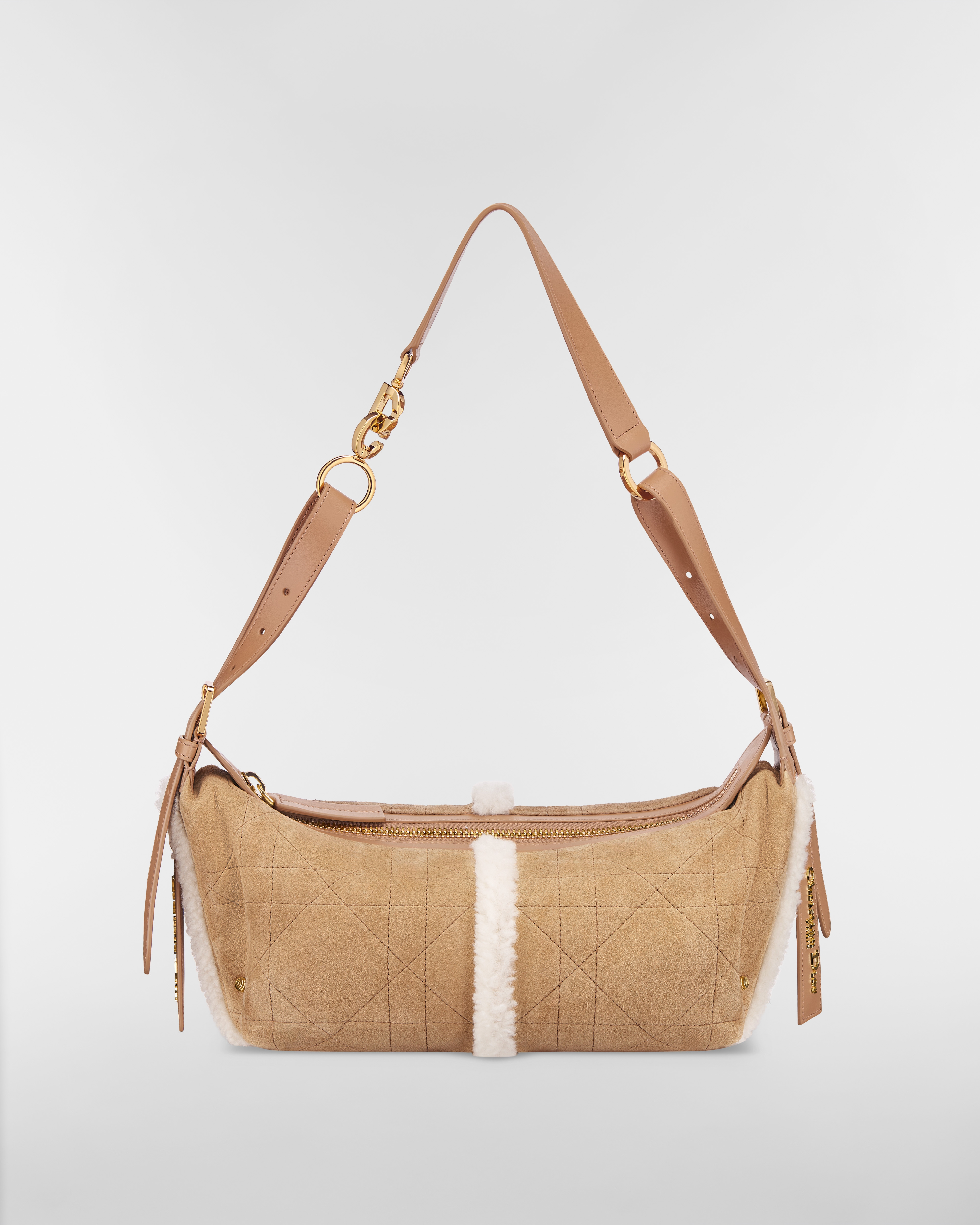 Borsa piccola D-Journey DiorAlps in pelle di agnello scamosciata Motivo Macrocannage beige e lana merino écru E01