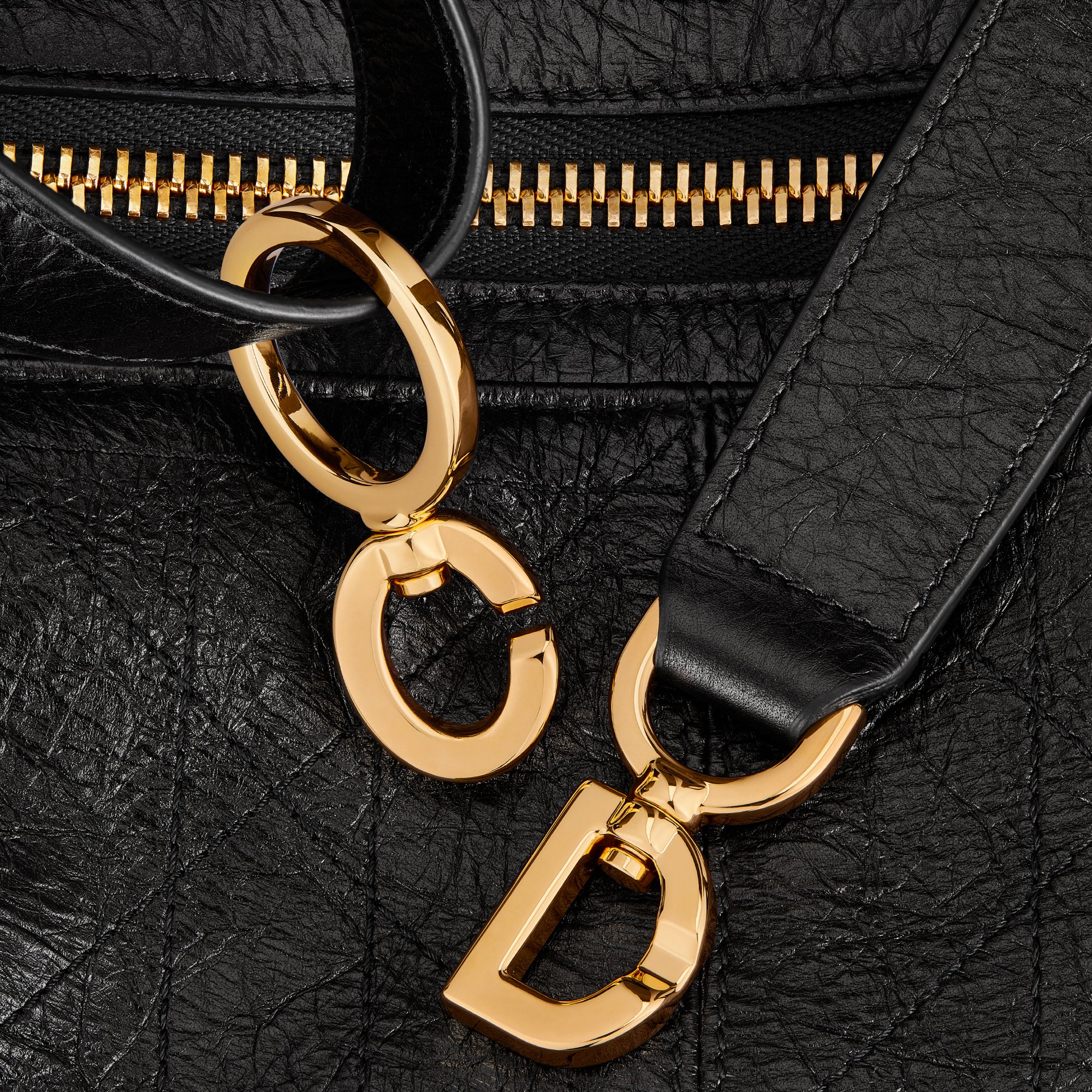 Small D-Journey Bag in Crinkled Calfskin Detailed view