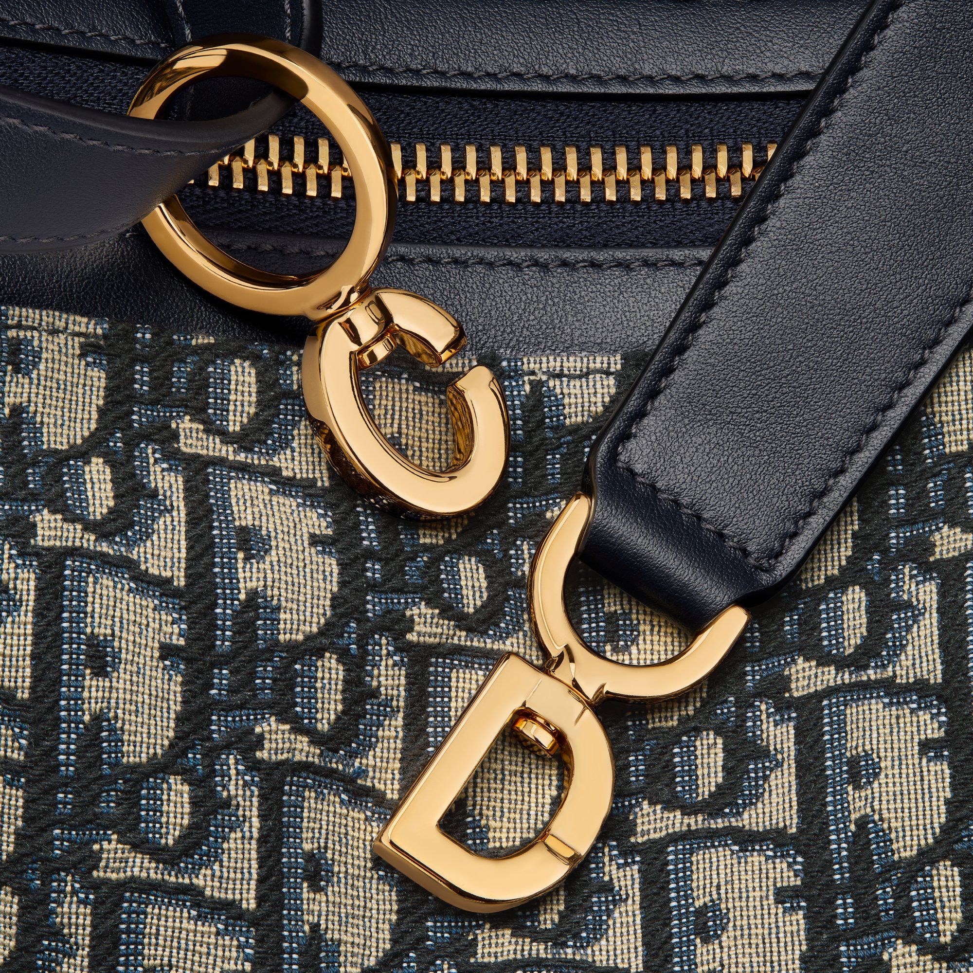 Small D-Journey Bag Detailed view