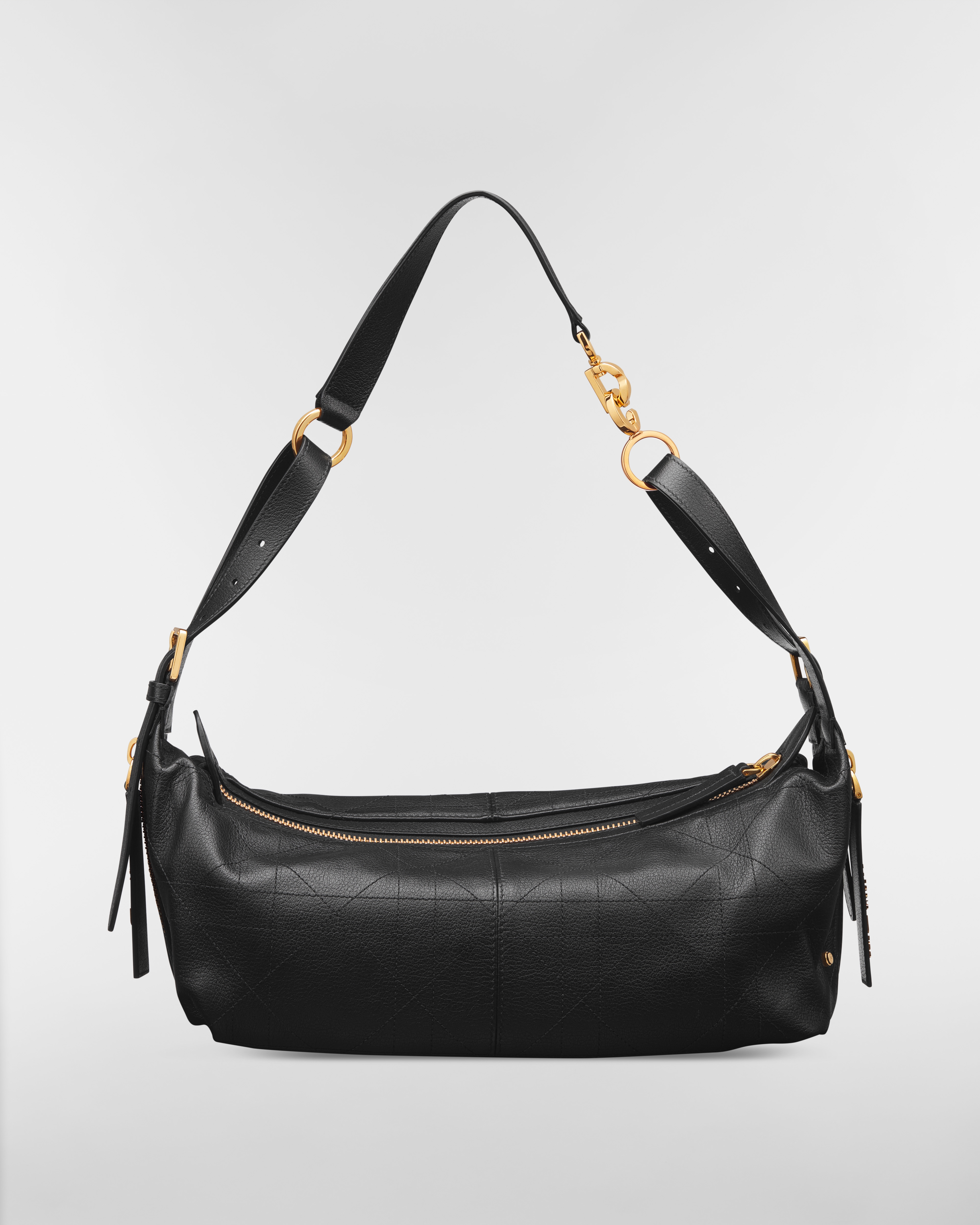 Medium D-Journey Bag in Grained Calfskin Black Flat Macrocannage E08