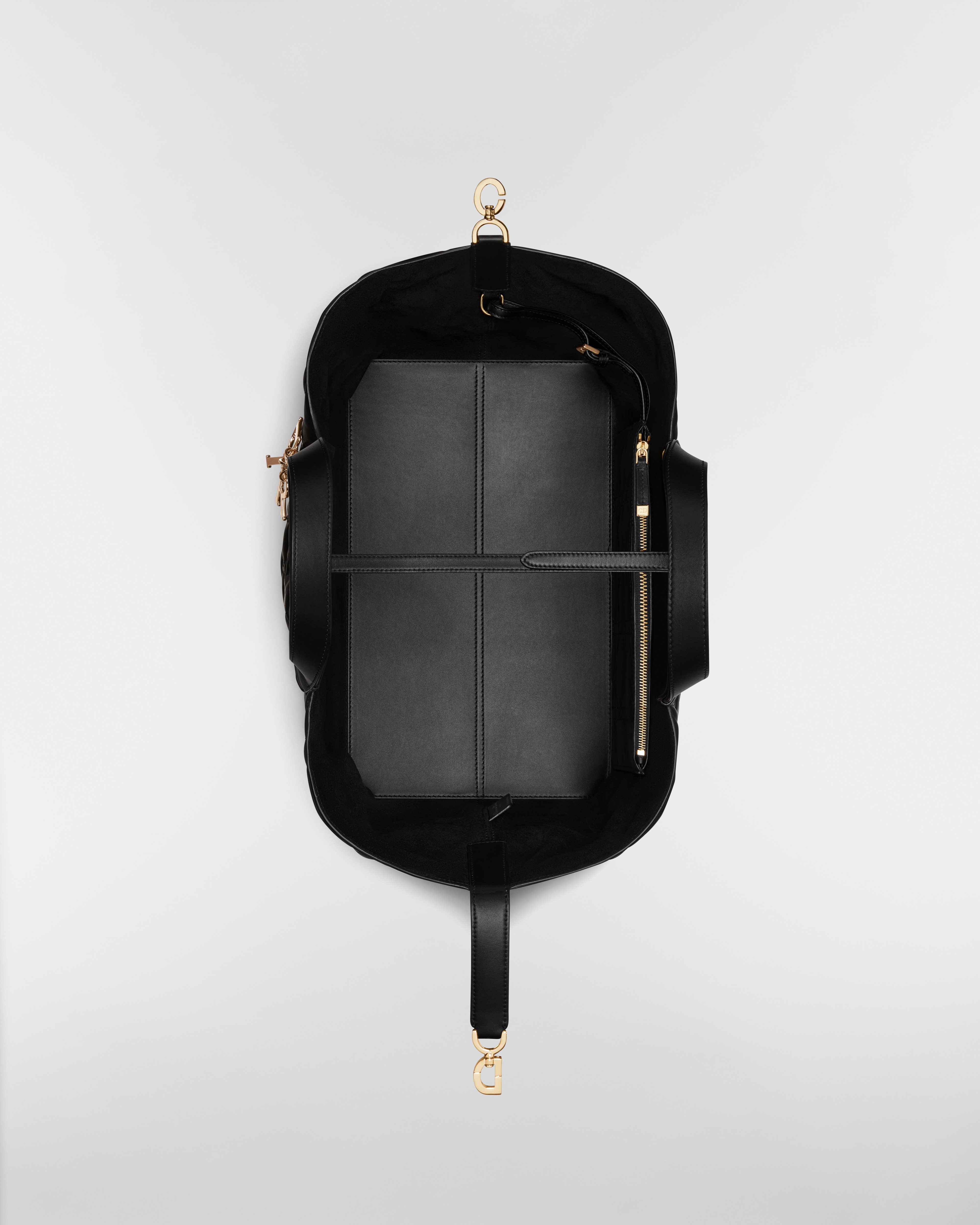 Große Dior Toujours Tasche Macrocannage Kalbsleder in Schwarz E06