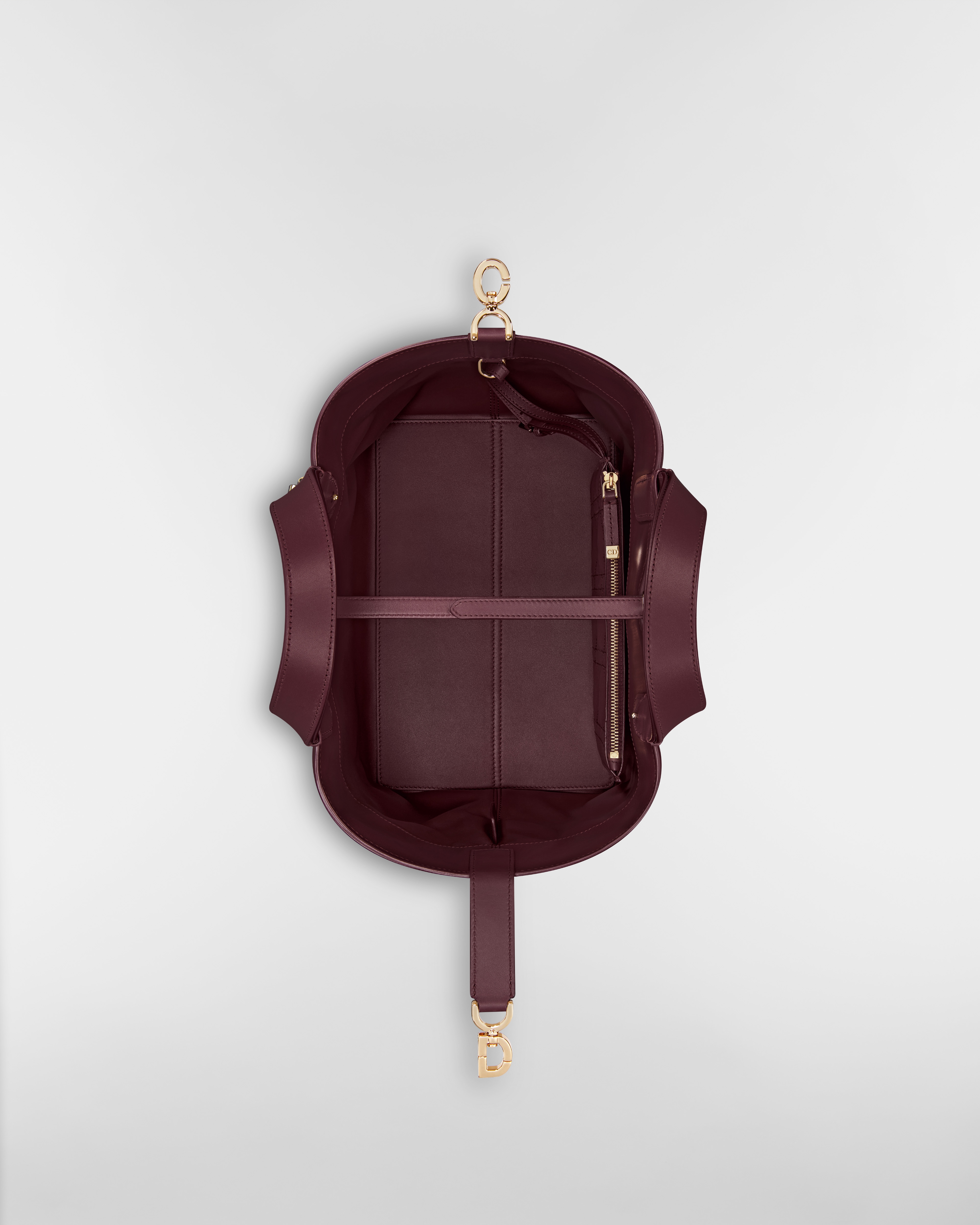 Medium Dior Toujours Bag Plum Macrocannage Calfskin E06