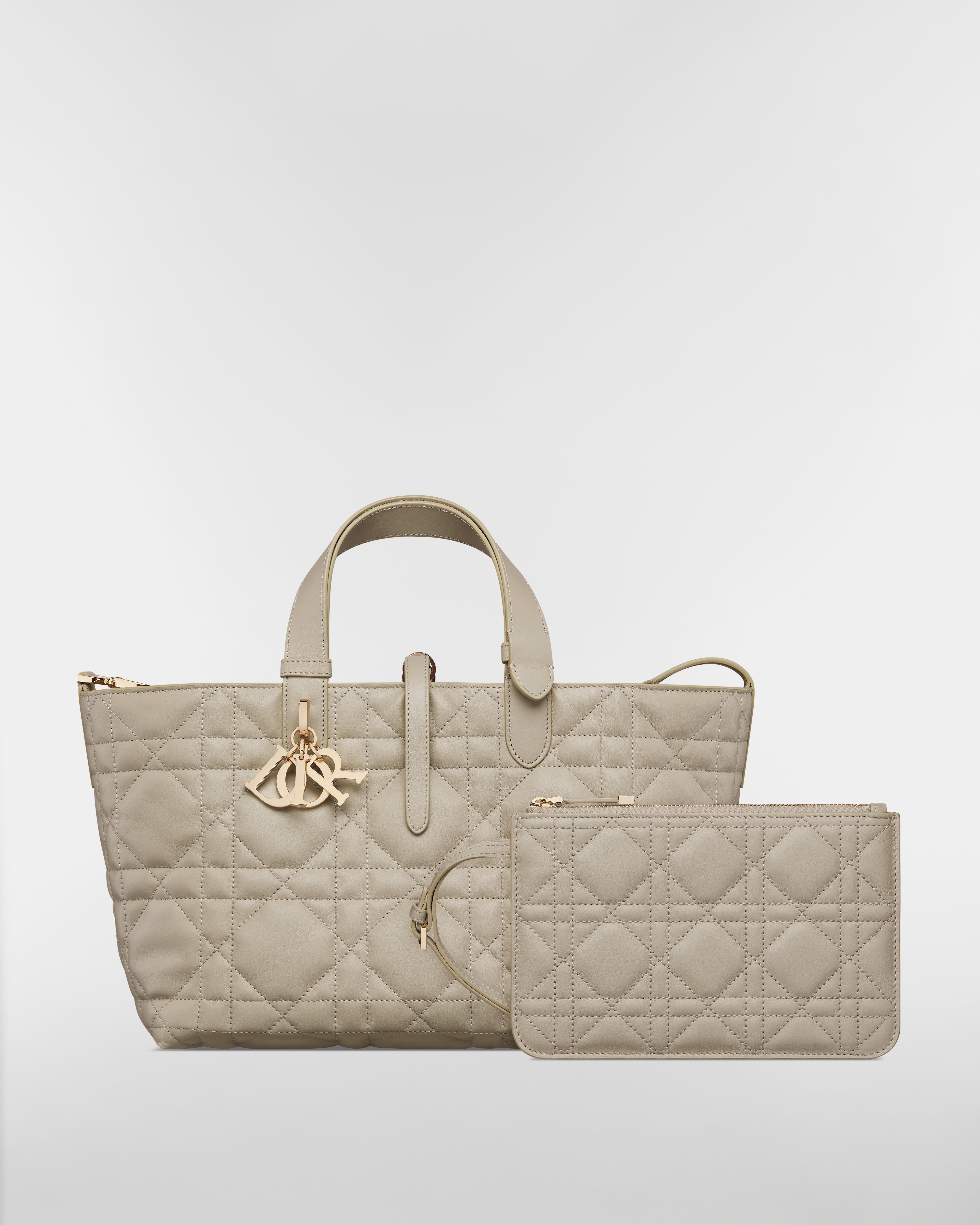 Medium Dior Toujours Bag Rope Beige Macrocannage Calfskin E10