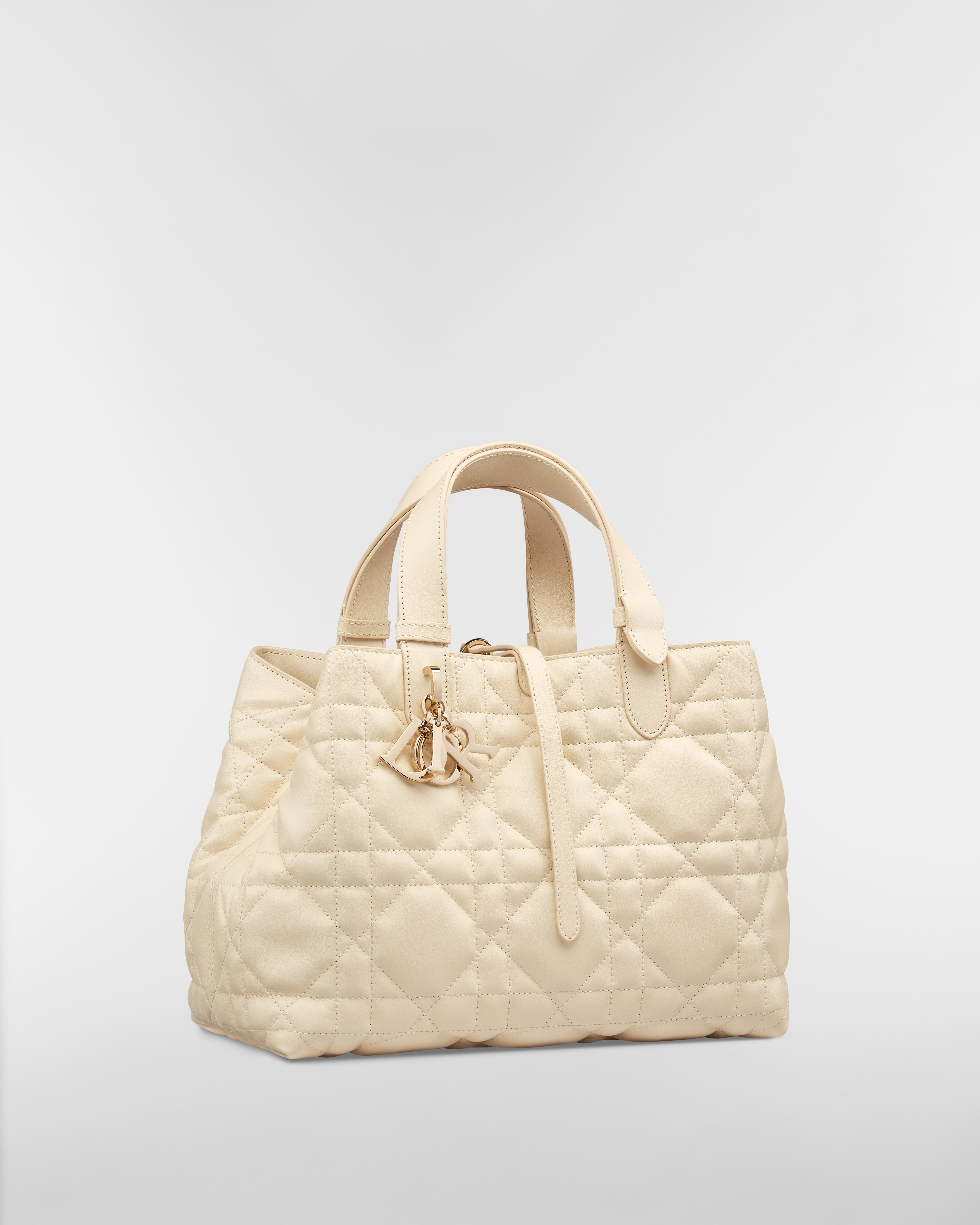 Medium Dior Toujours Bag Light Beige Macrocannage Calfskin E03