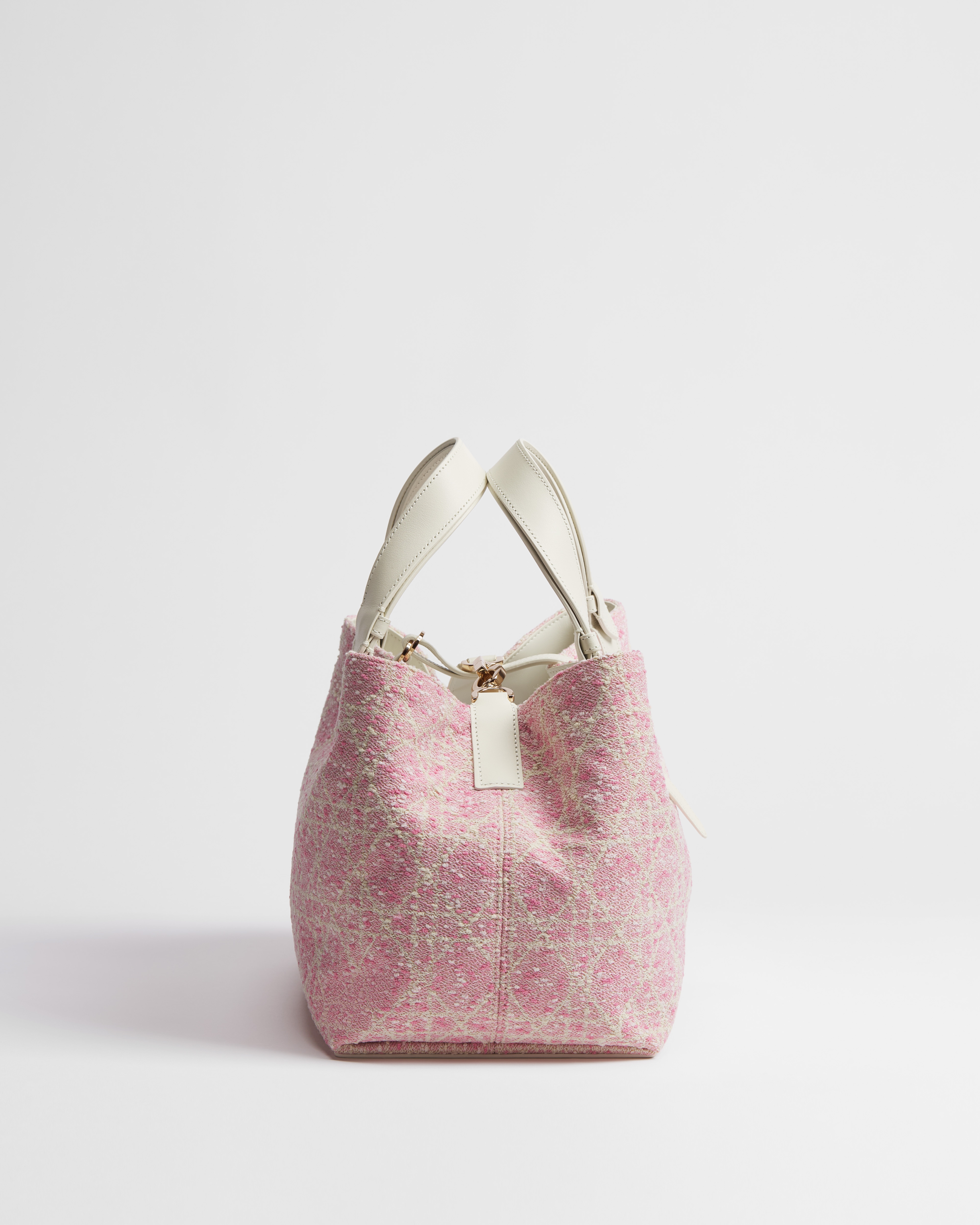 Dior Toujours 미디엄 백 핑크 트위드 & 화이트 까나쥬 모티브 E02