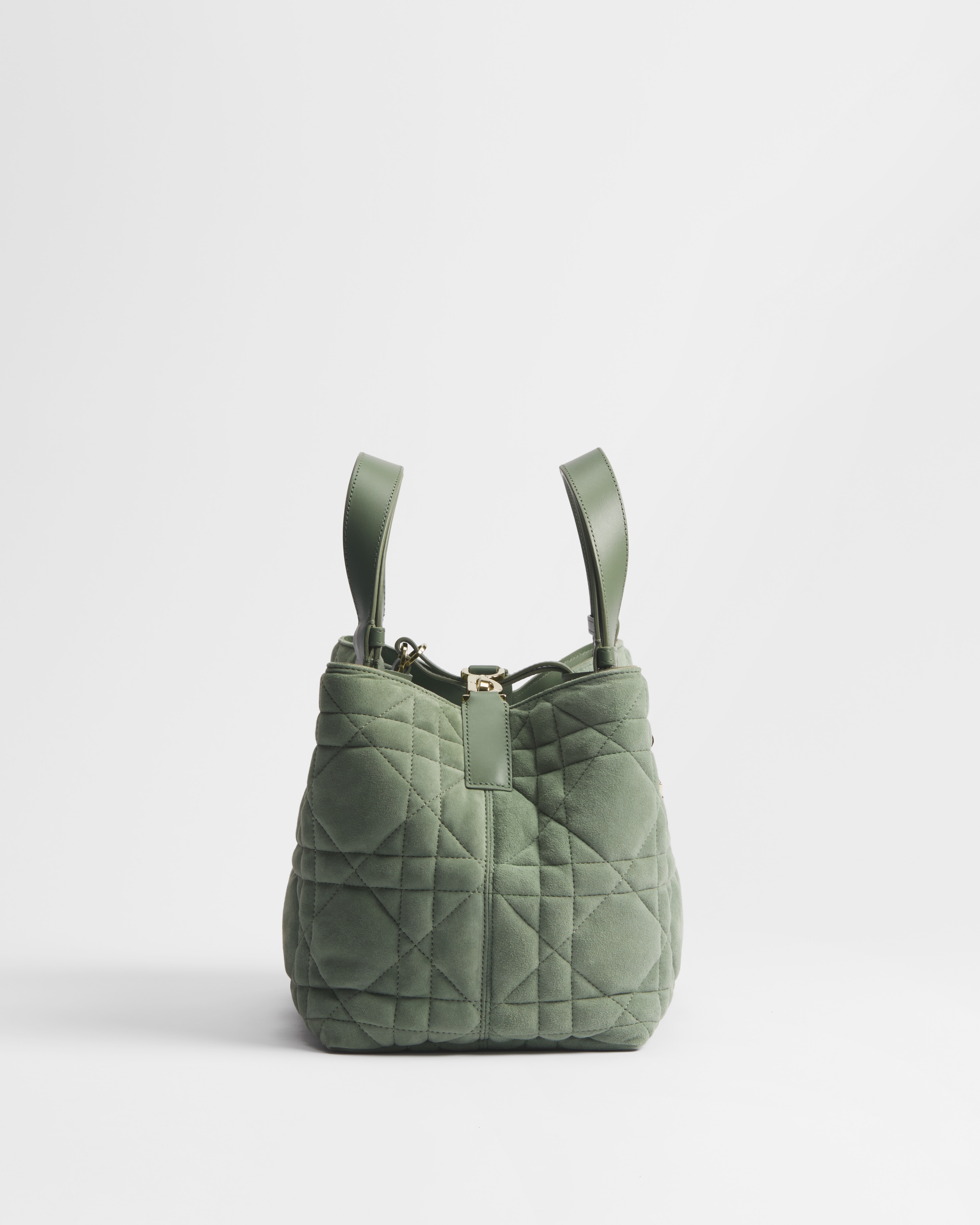 Medium Dior Toujours Bag Cedar Green Macrocannage Suede Goatskin E02