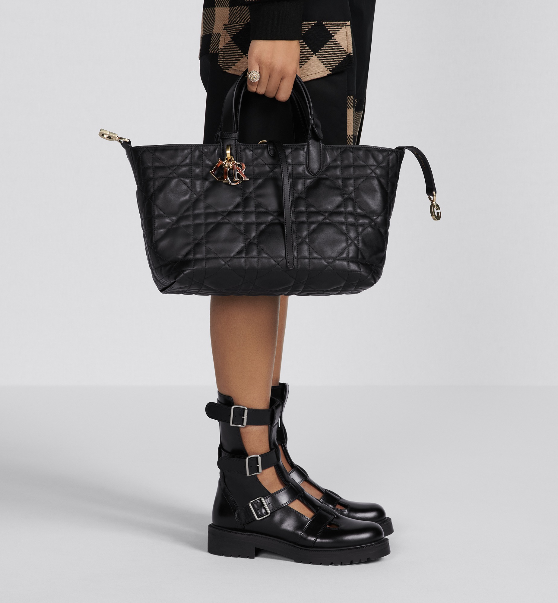 Medium Dior Toujours Bag Black Tweed with White Cannage Motif E12