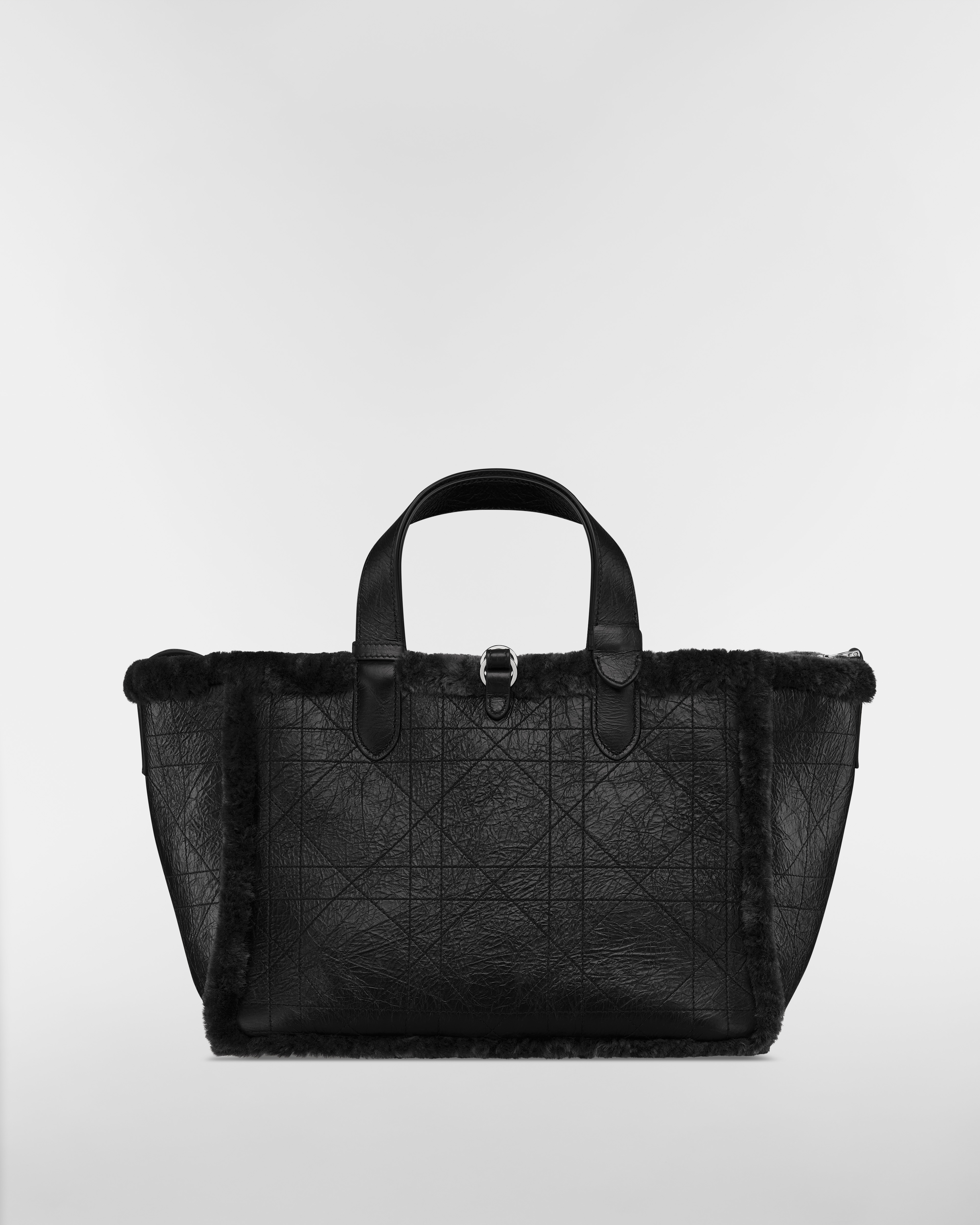 Bolsa DiorAlps Dior Toujours média Couro de vitelo Macrocannage enrugado preto e lã merino preta E08